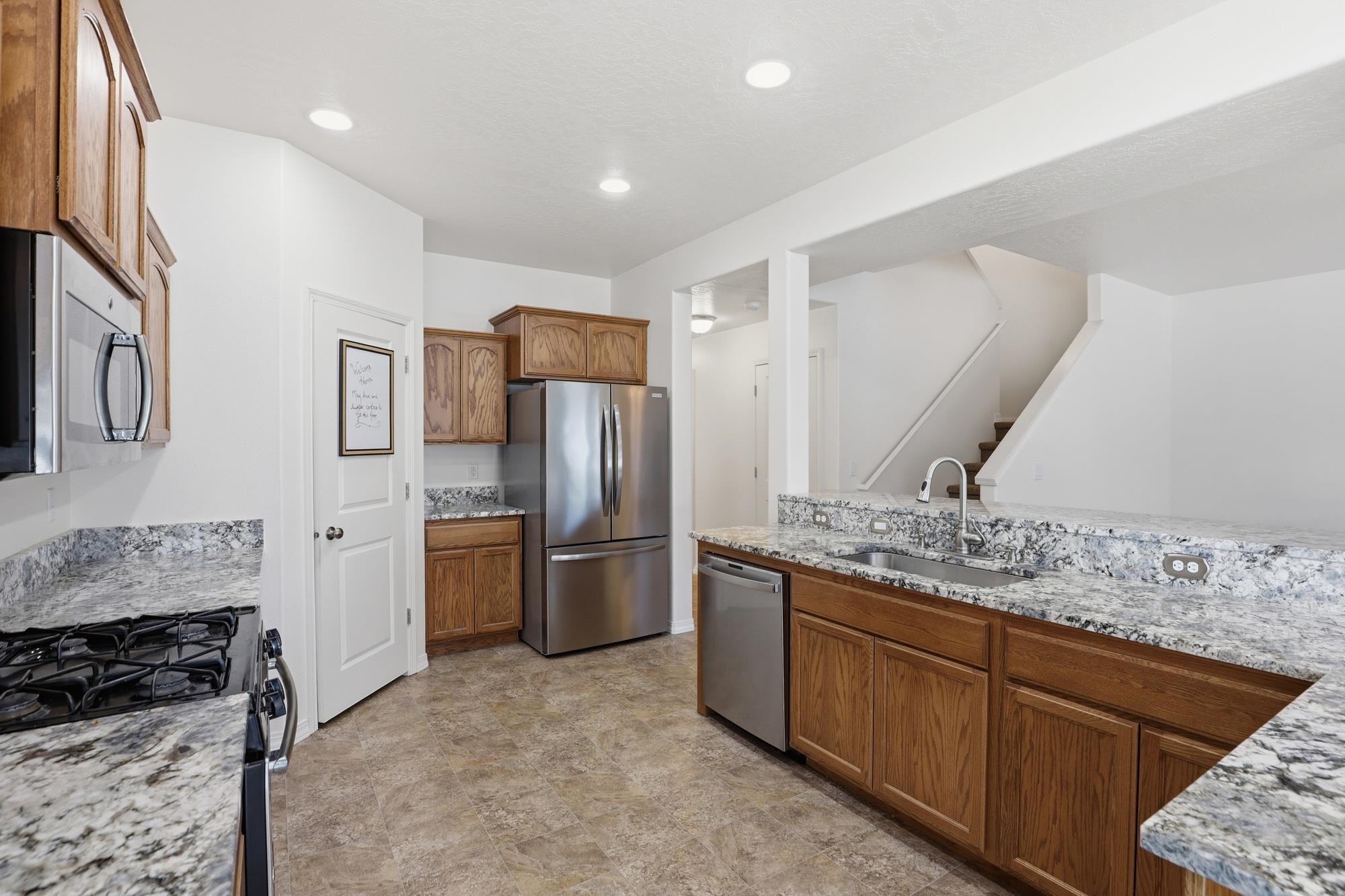 1005 S Oswald St - Photo 21
