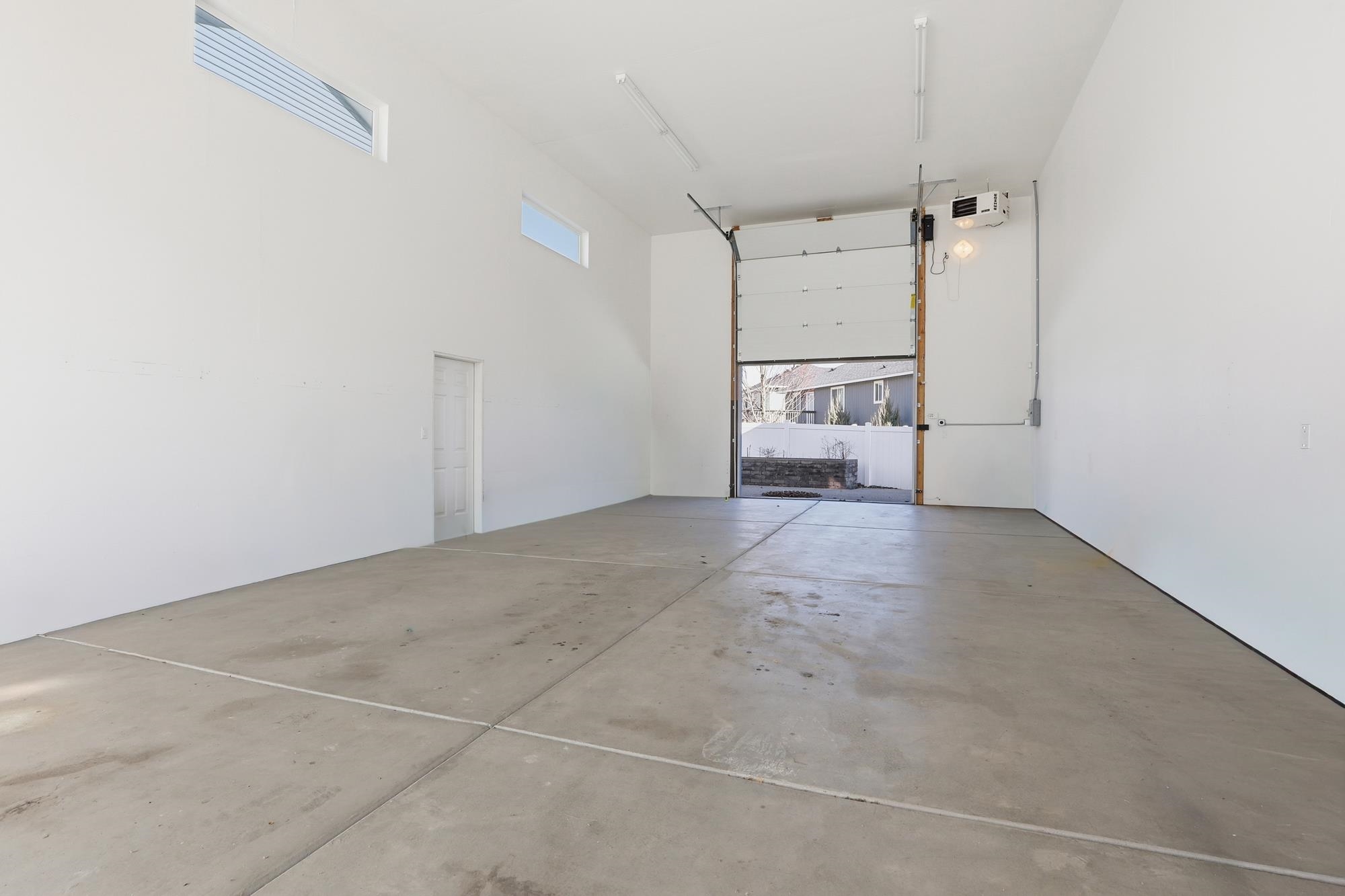 1005 S Oswald St - Photo 8