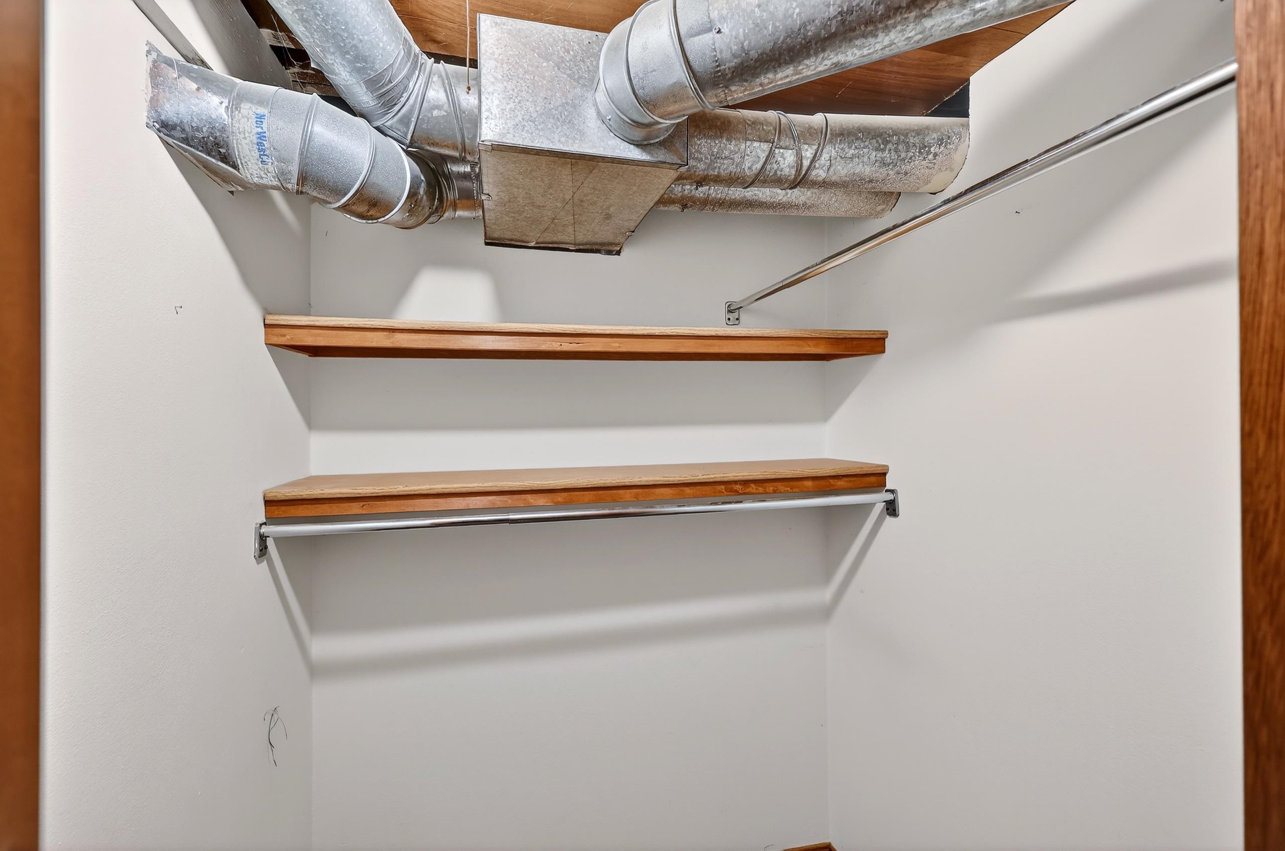 2803 W QUEEN Ave - Photo 3