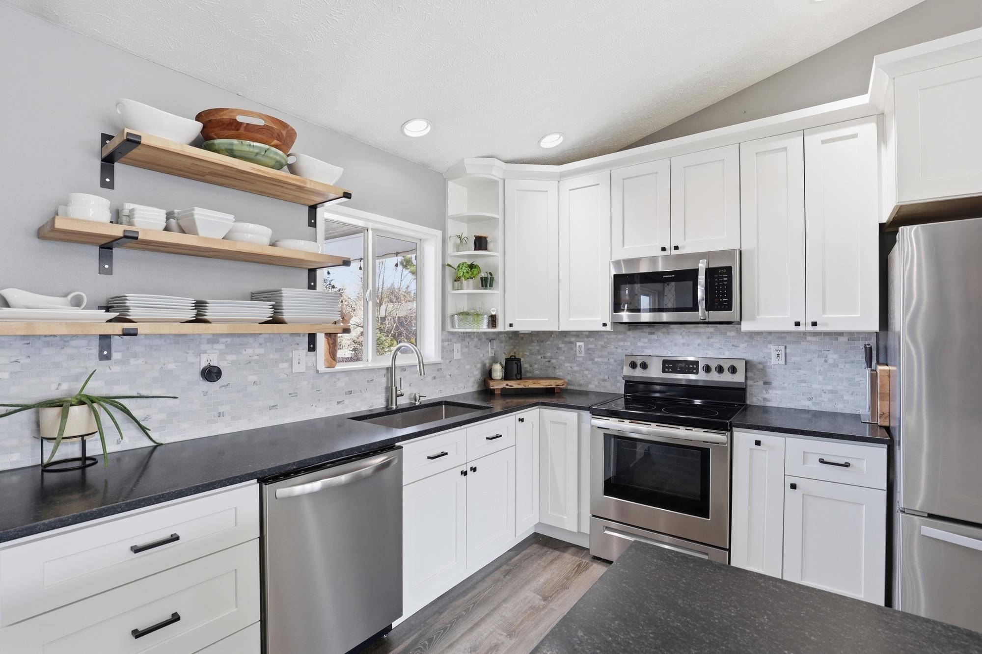 1409 S GLENN Rd - Photo 11