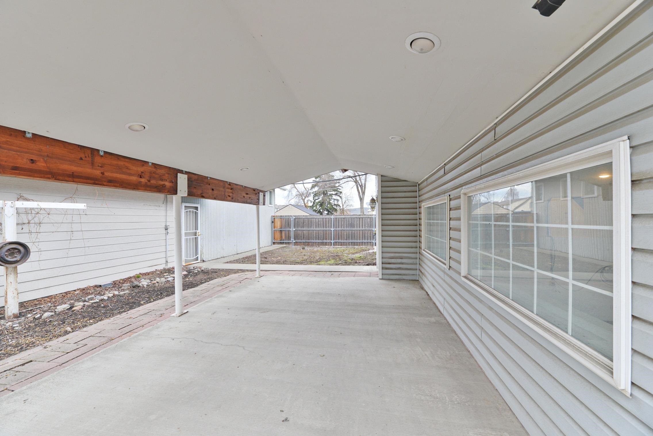 1725 N Park Rd - Photo 32
