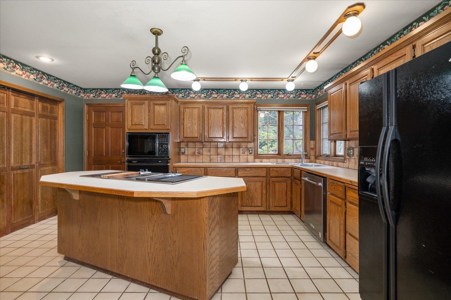 7706 E Woodview Dr - Photo 11