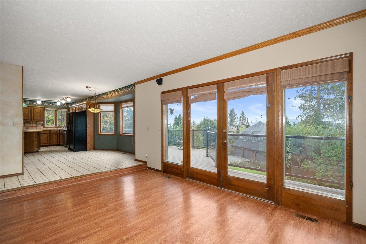 7706 E Woodview Dr - Photo 8