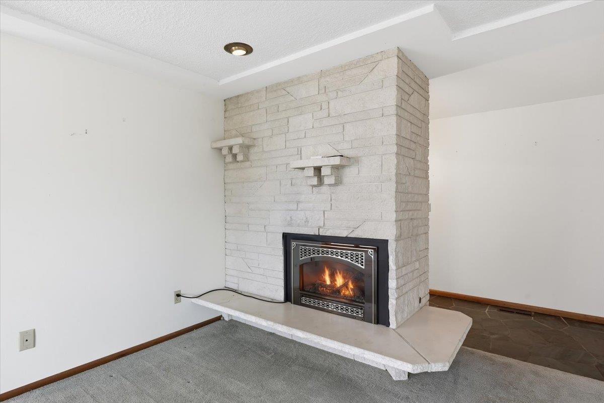 7147 N Fleming St - Photo 8