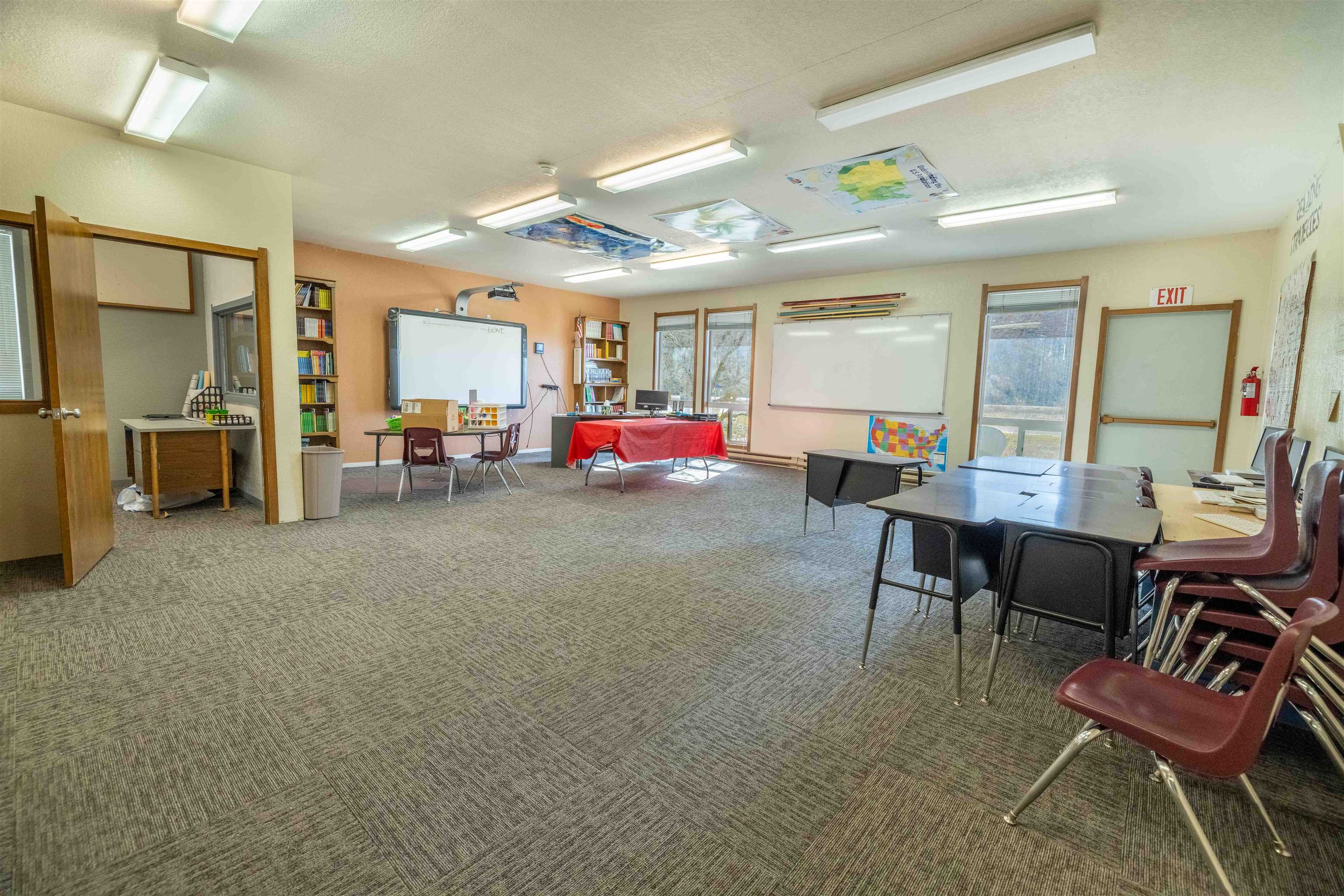 115 Valley Rd - Photo 2