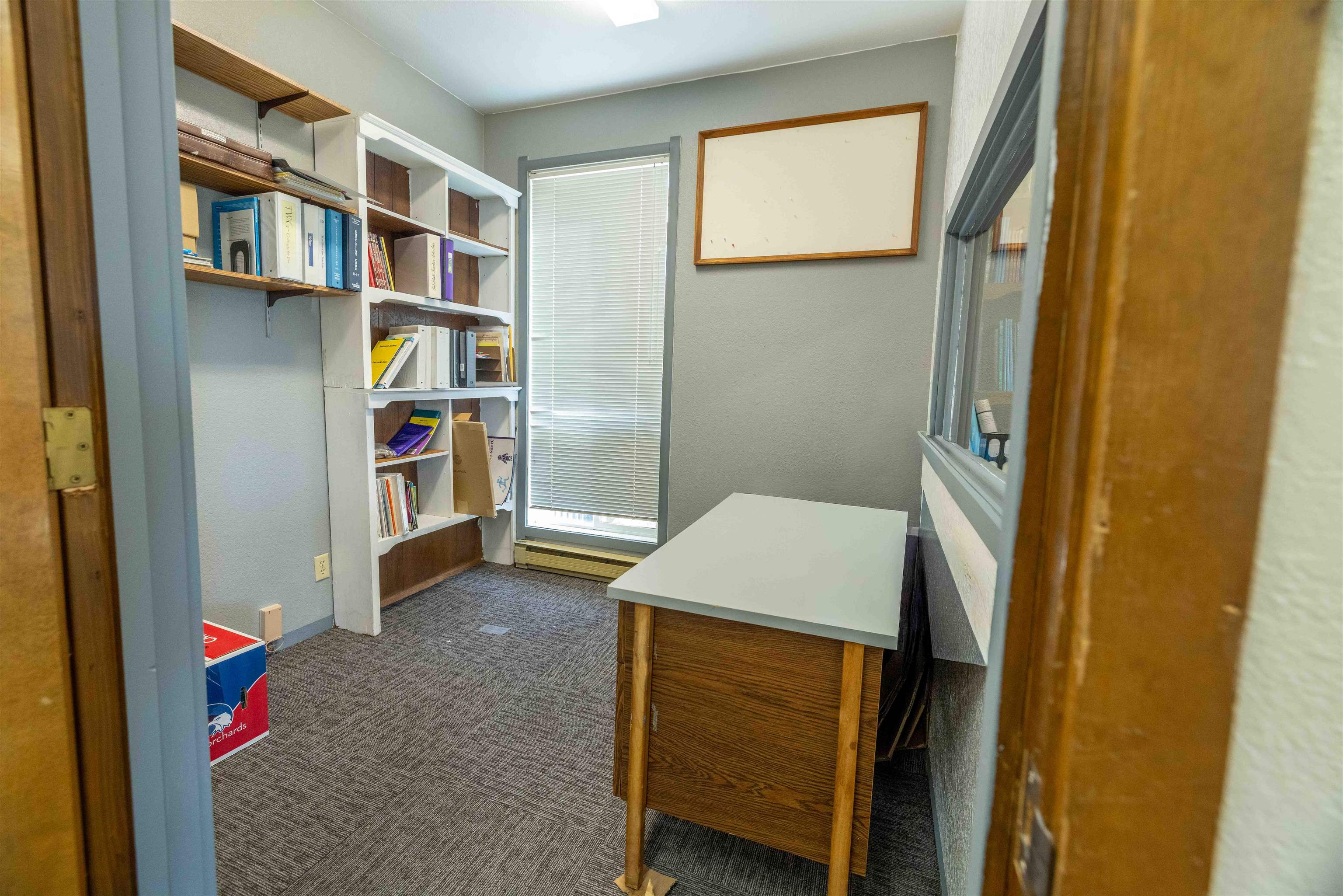 115 Valley Rd - Photo 3