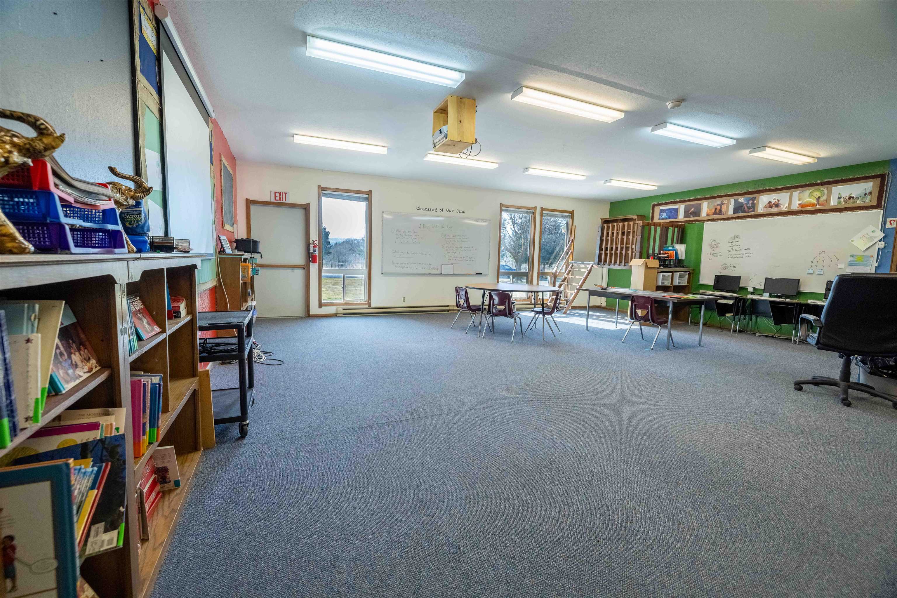115 Valley Rd - Photo 5
