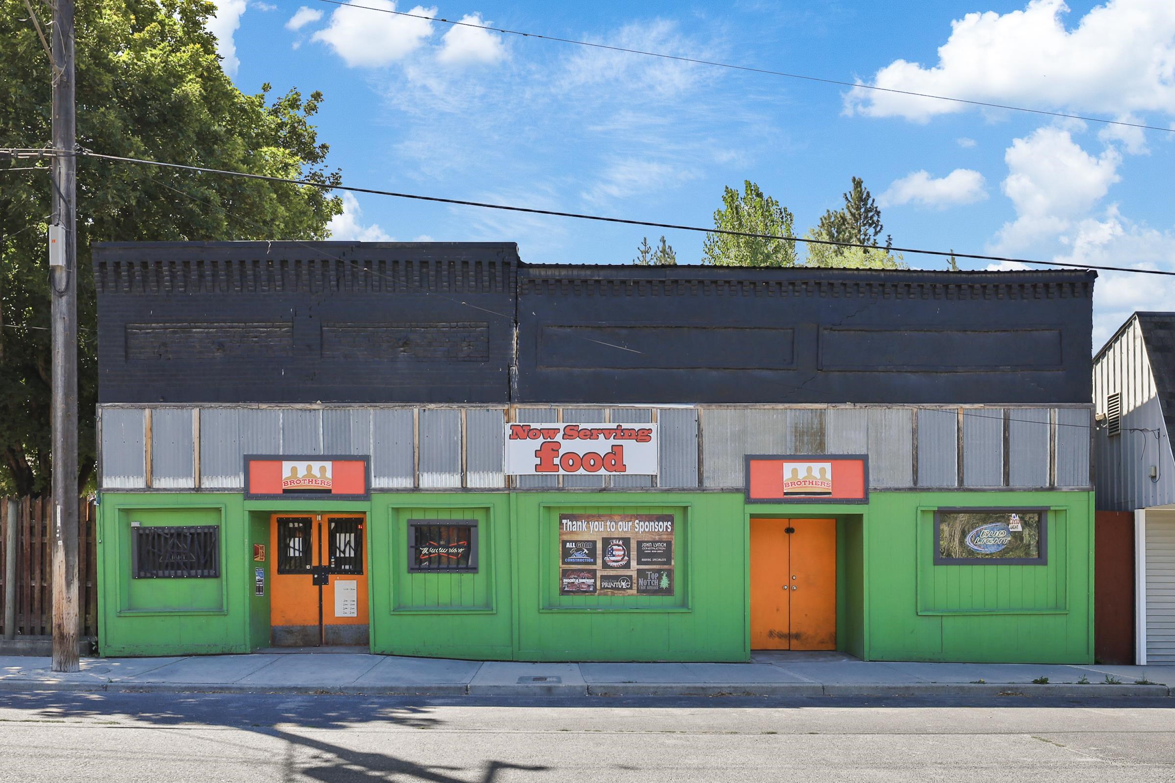 111 W Shaffer Ave - Photo 1