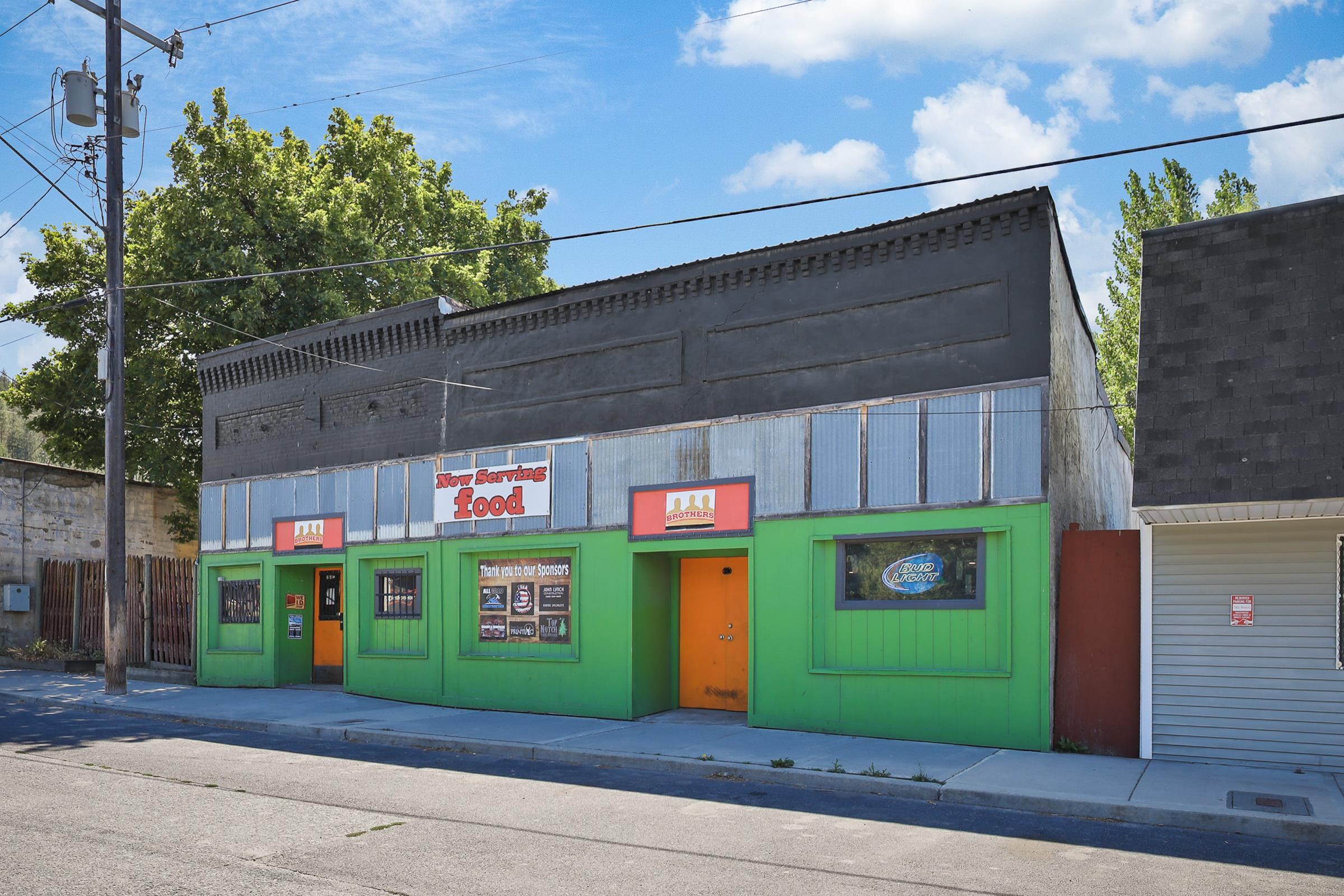 111 W Shaffer Ave - Photo 2