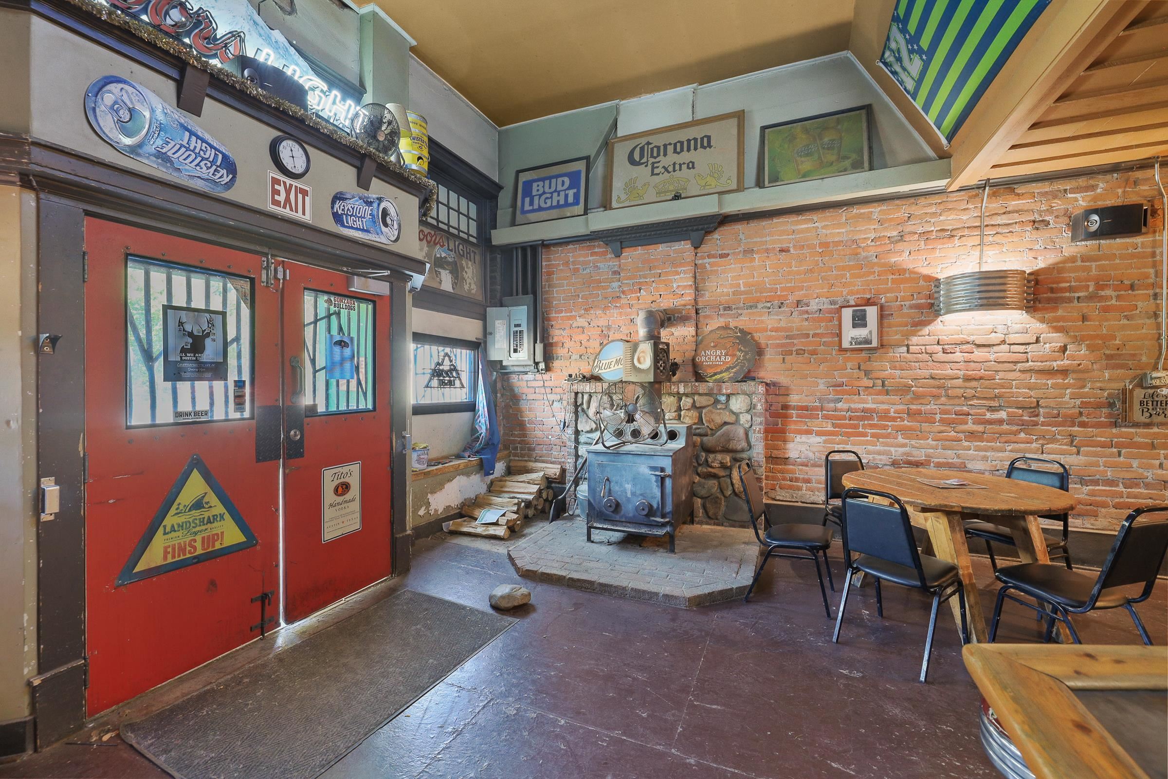 111 W Shaffer Ave - Photo 14