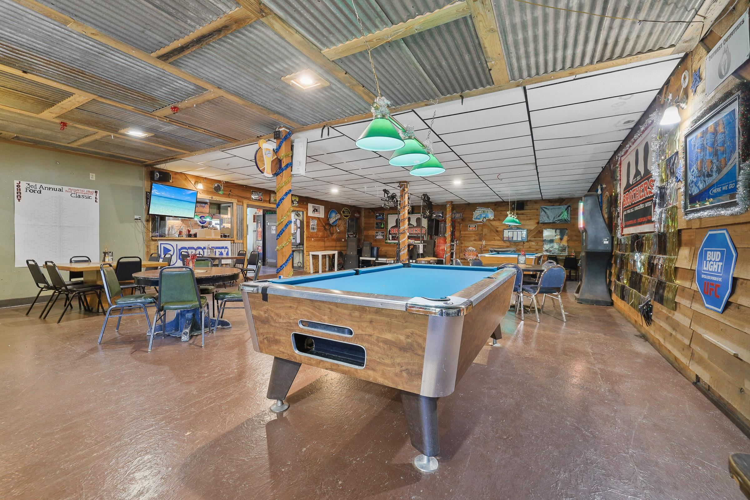 111 W Shaffer Ave - Photo 3