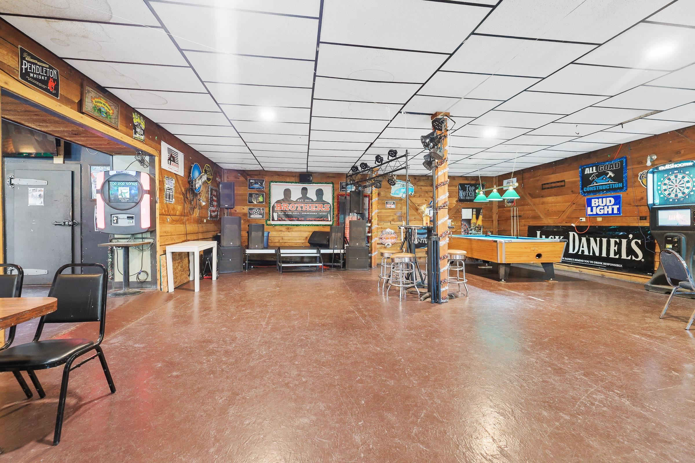111 W Shaffer Ave - Photo 4