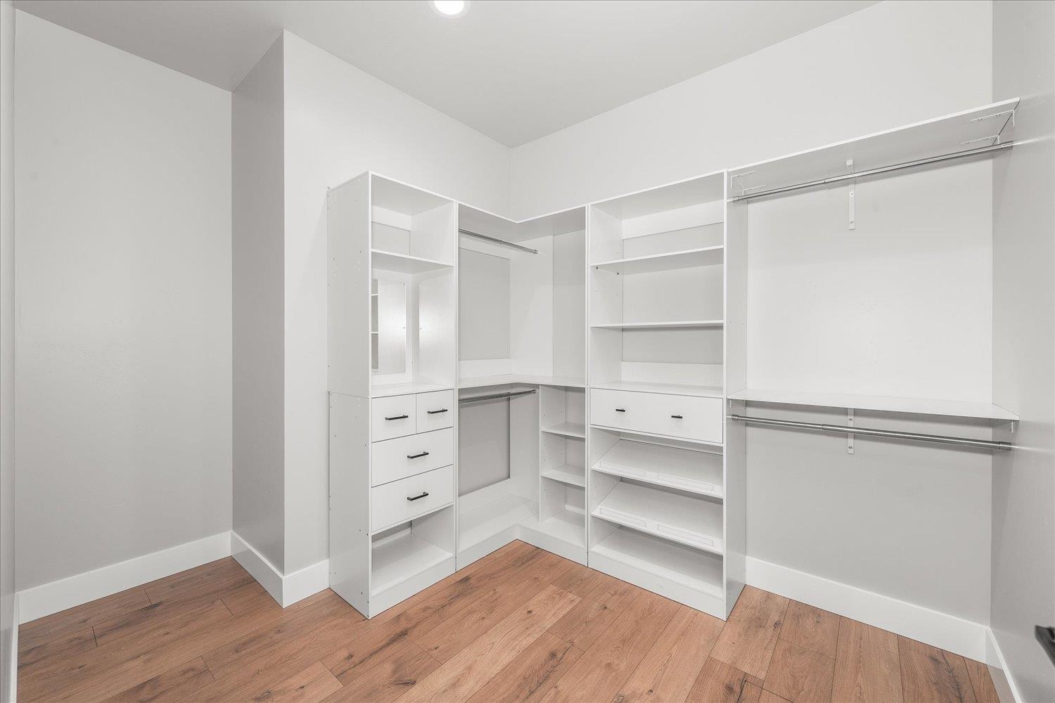 3137 E 36 Ave - Photo 31