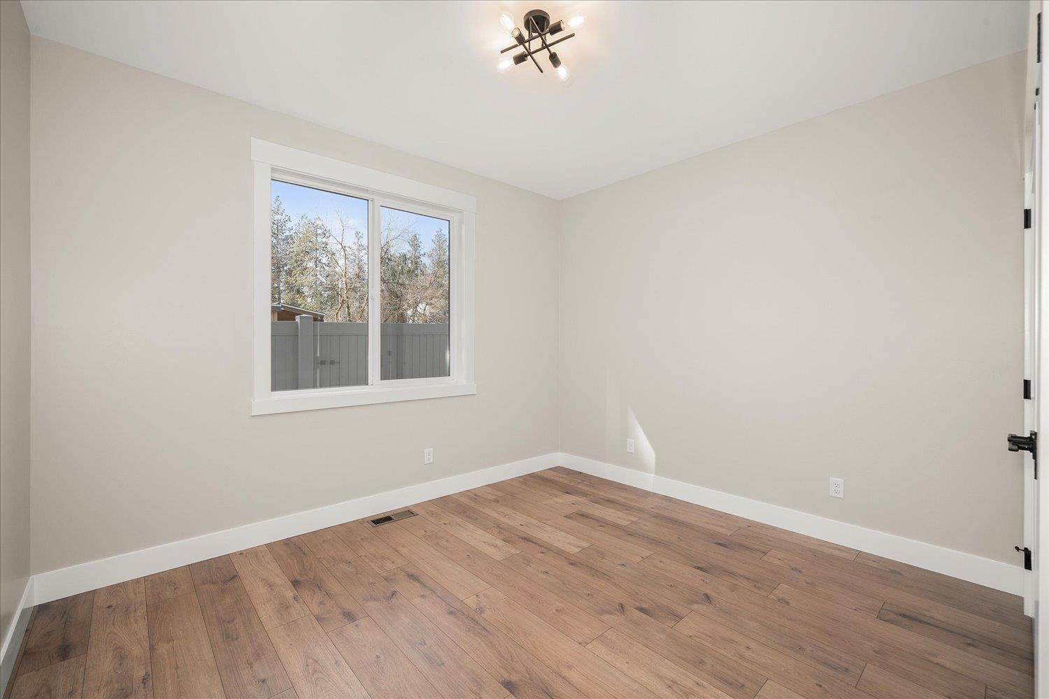 3137 E 36 Ave - Photo 32