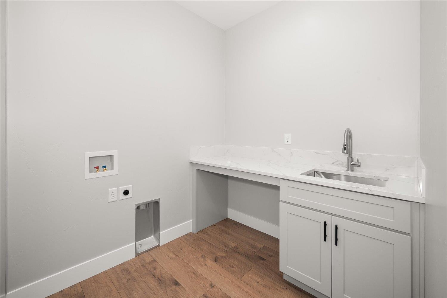 3137 E 36 Ave - Photo 37