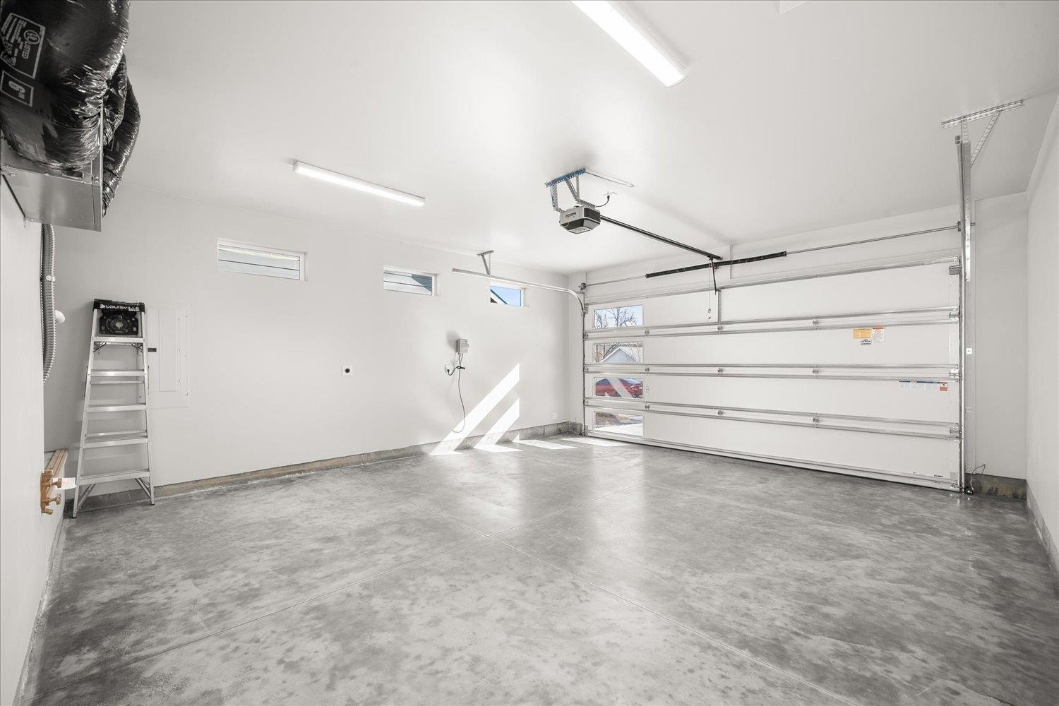 3137 E 36 Ave - Photo 38