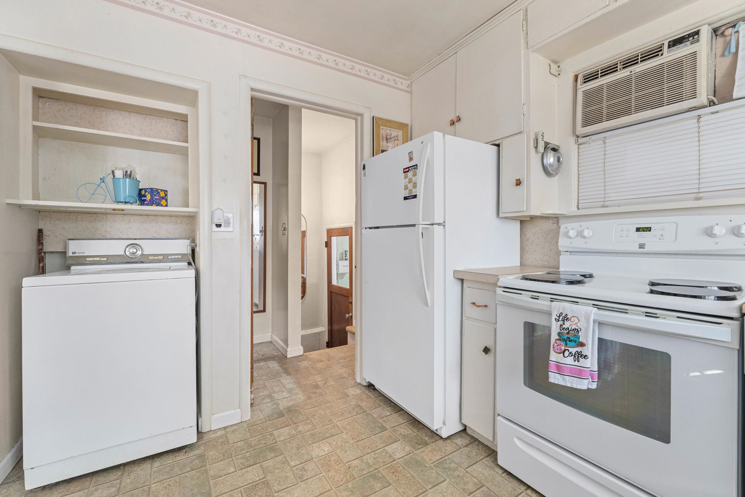 304 N 3rd E St - Photo 14