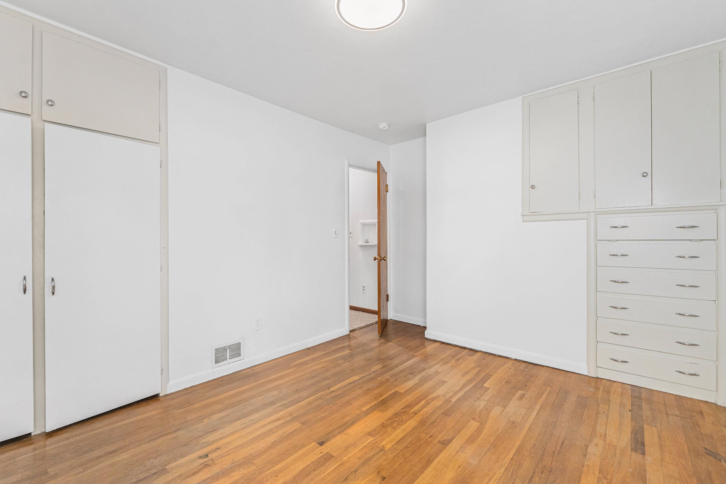 304 N 3rd E St - Photo 20