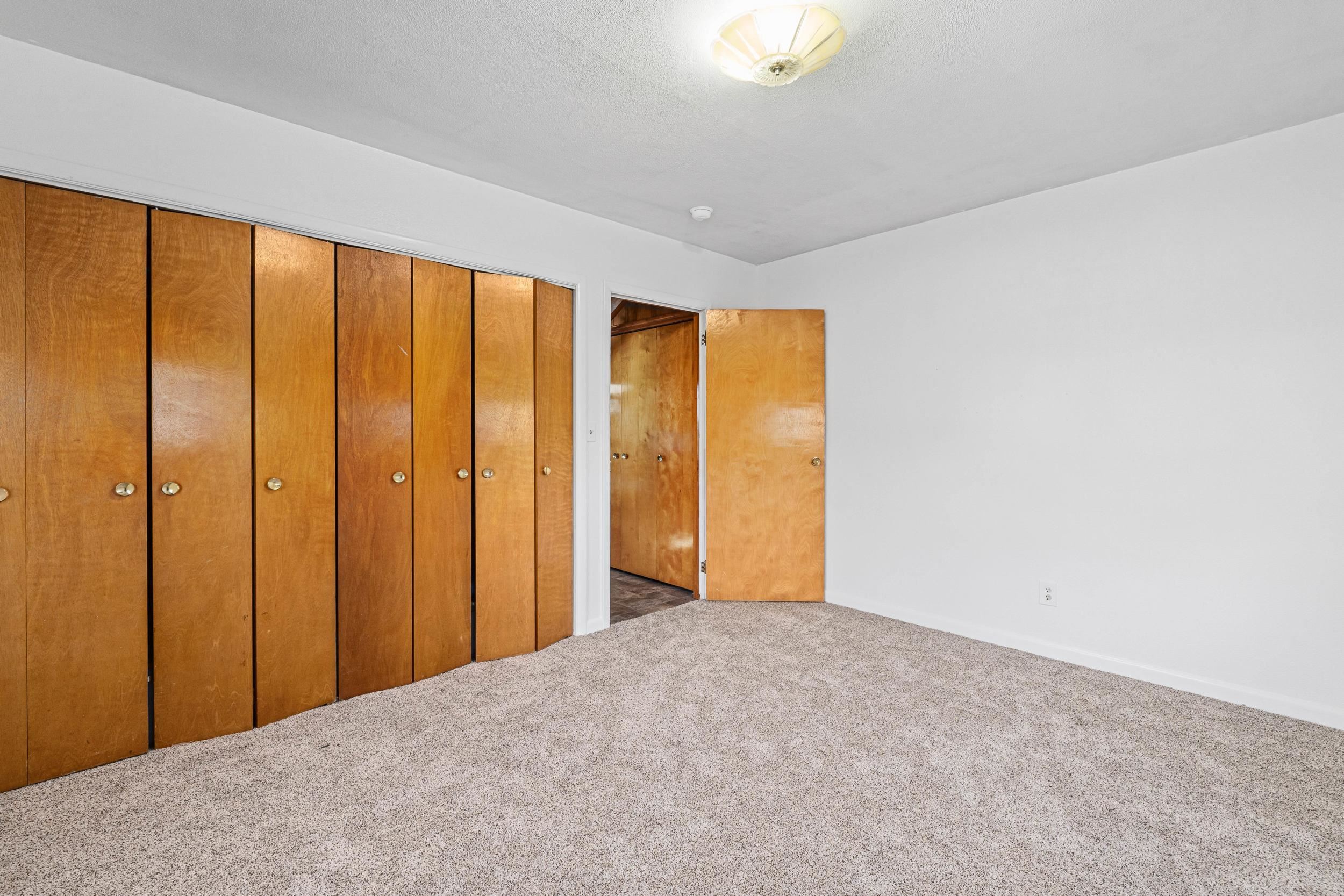 304 N 3rd E St - Photo 22