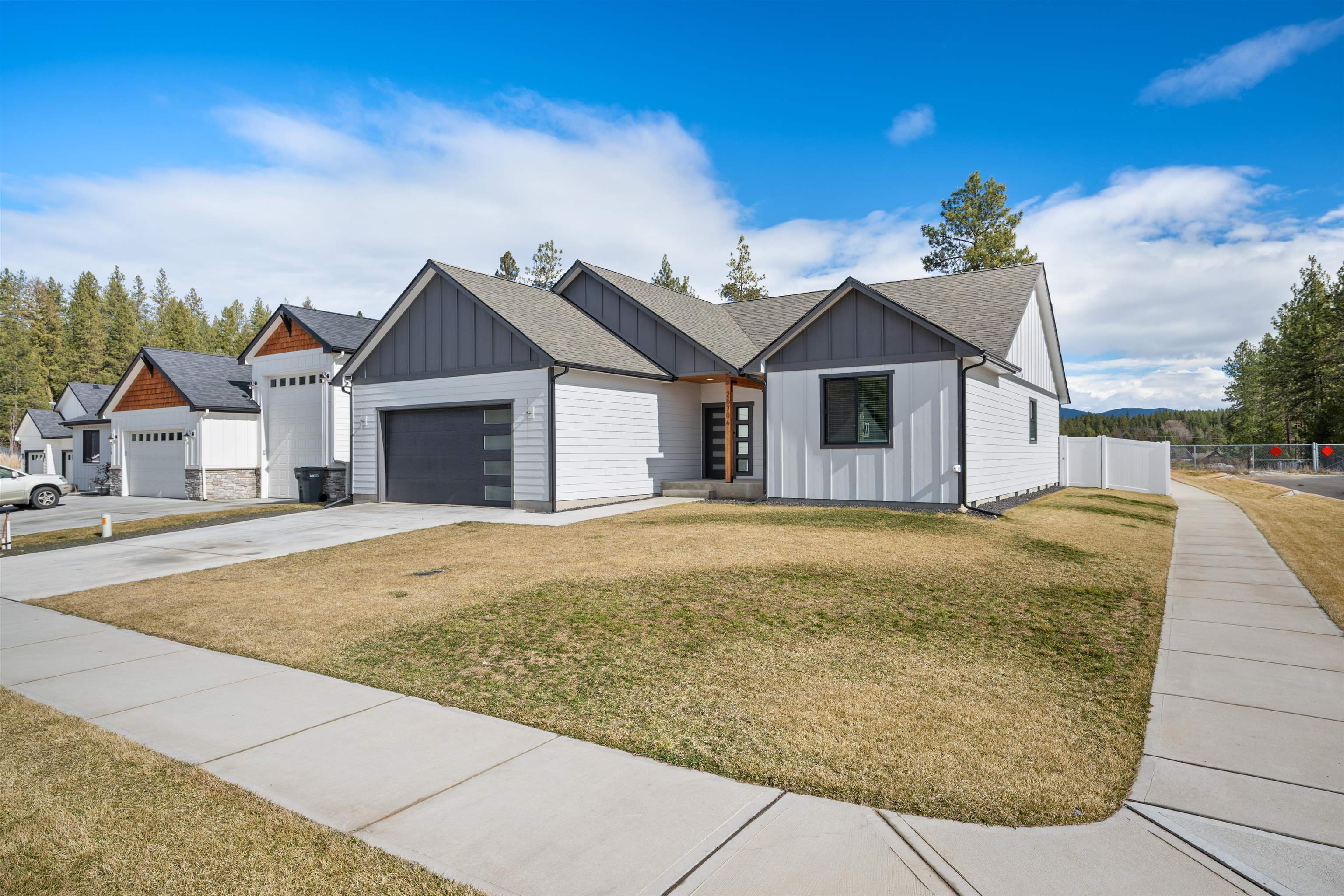 25704 N Ranchette Ct - Photo 2