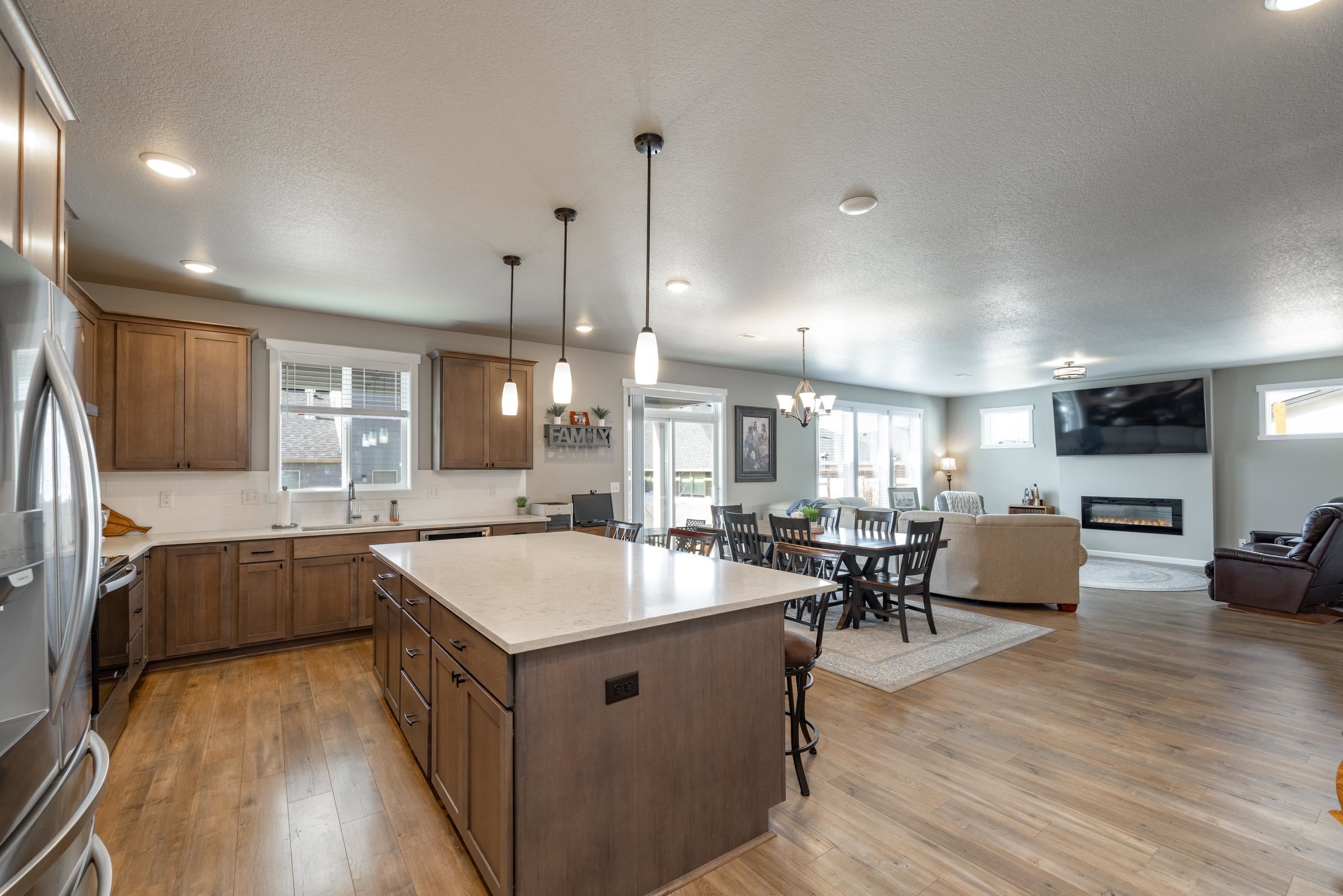 7106 S Hever St - Photo 9