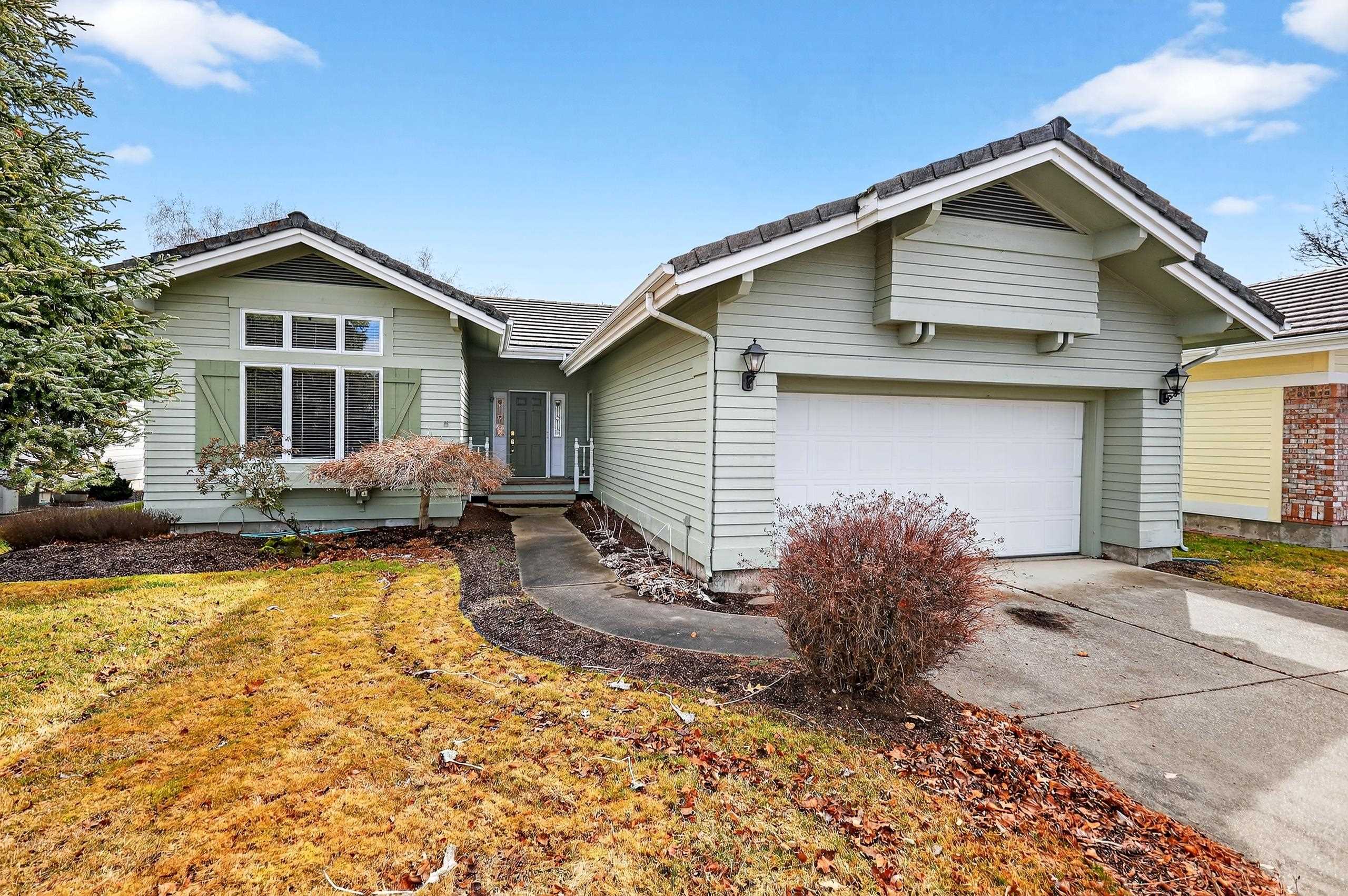24216 E Olive Ln - Photo 2