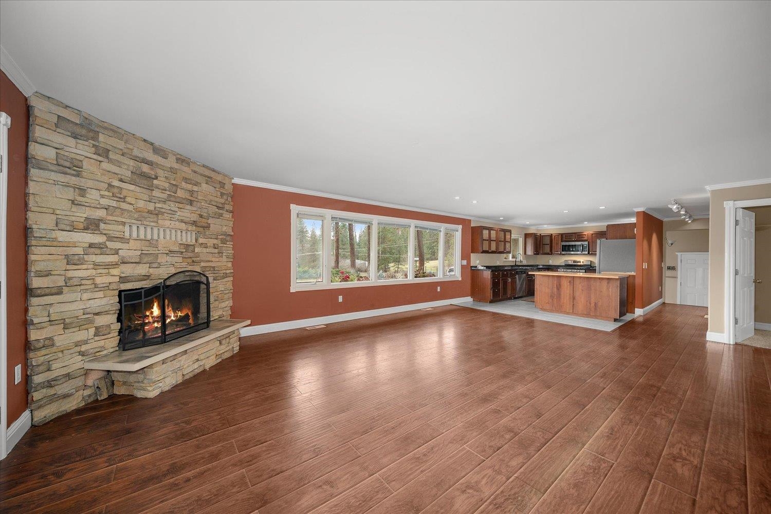 608 W Hazard Rd - Photo 3