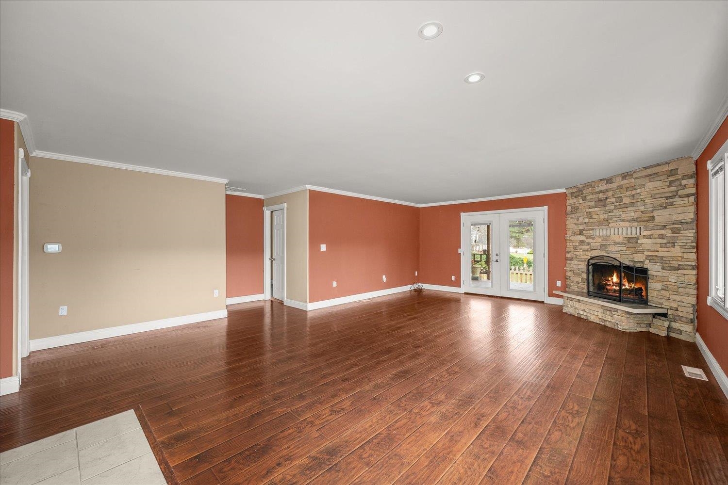 608 W Hazard Rd - Photo 5