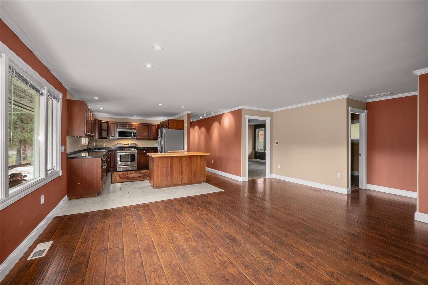 608 W Hazard Rd - Photo 6
