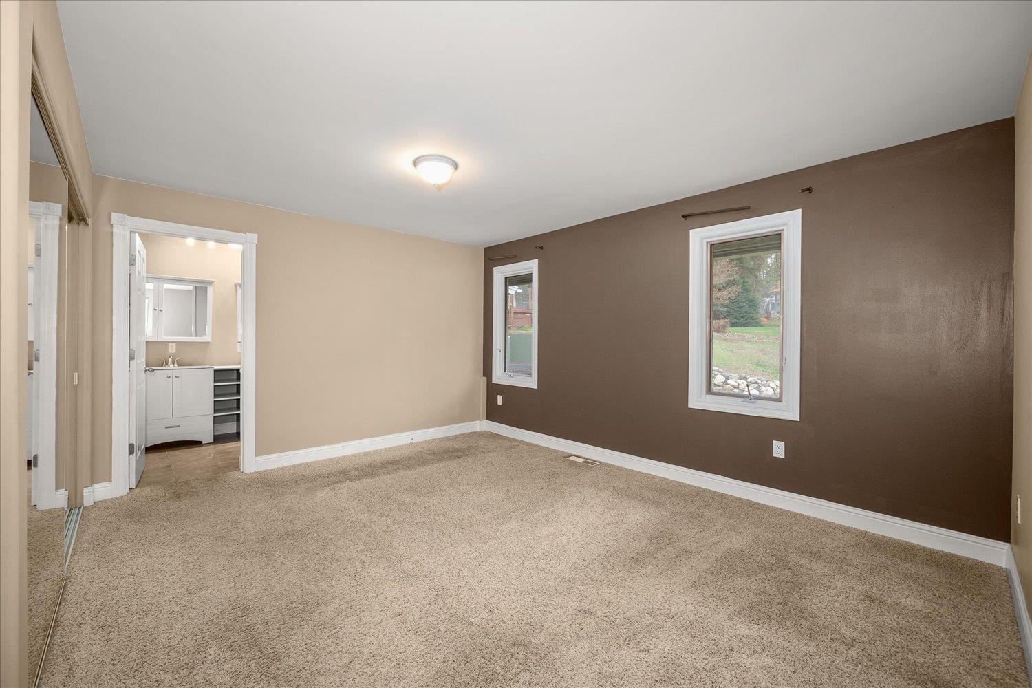 608 W Hazard Rd - Photo 9