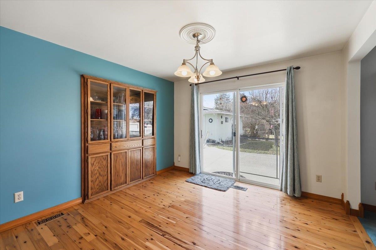2912 S University Rd - Photo 12