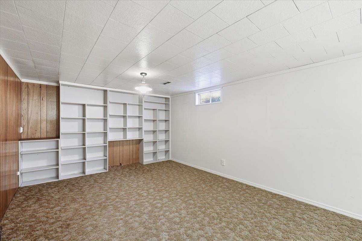 2912 S University Rd - Photo 32