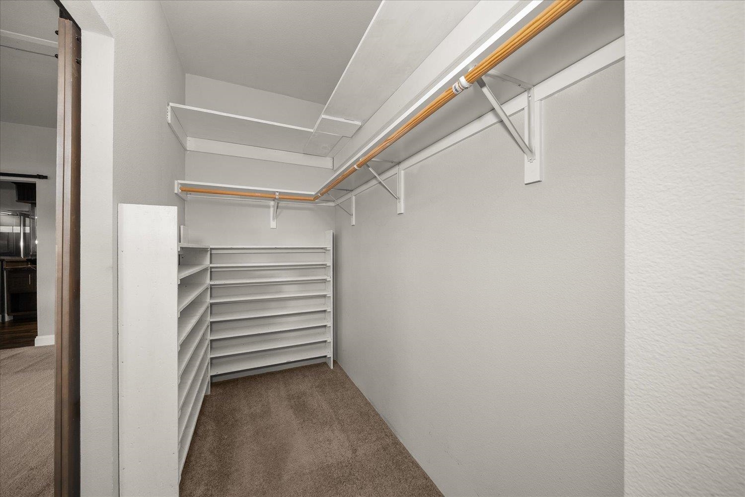 605 E B St - Photo 20