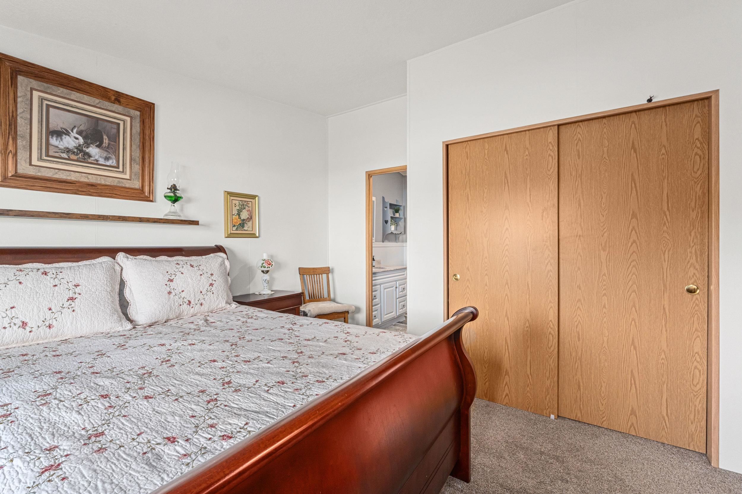 2325 Rainbow St - Photo 13