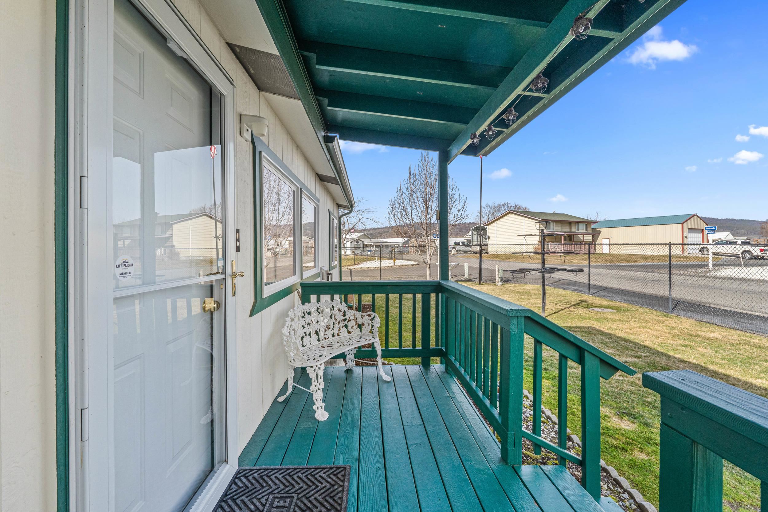 2325 Rainbow St - Photo 30
