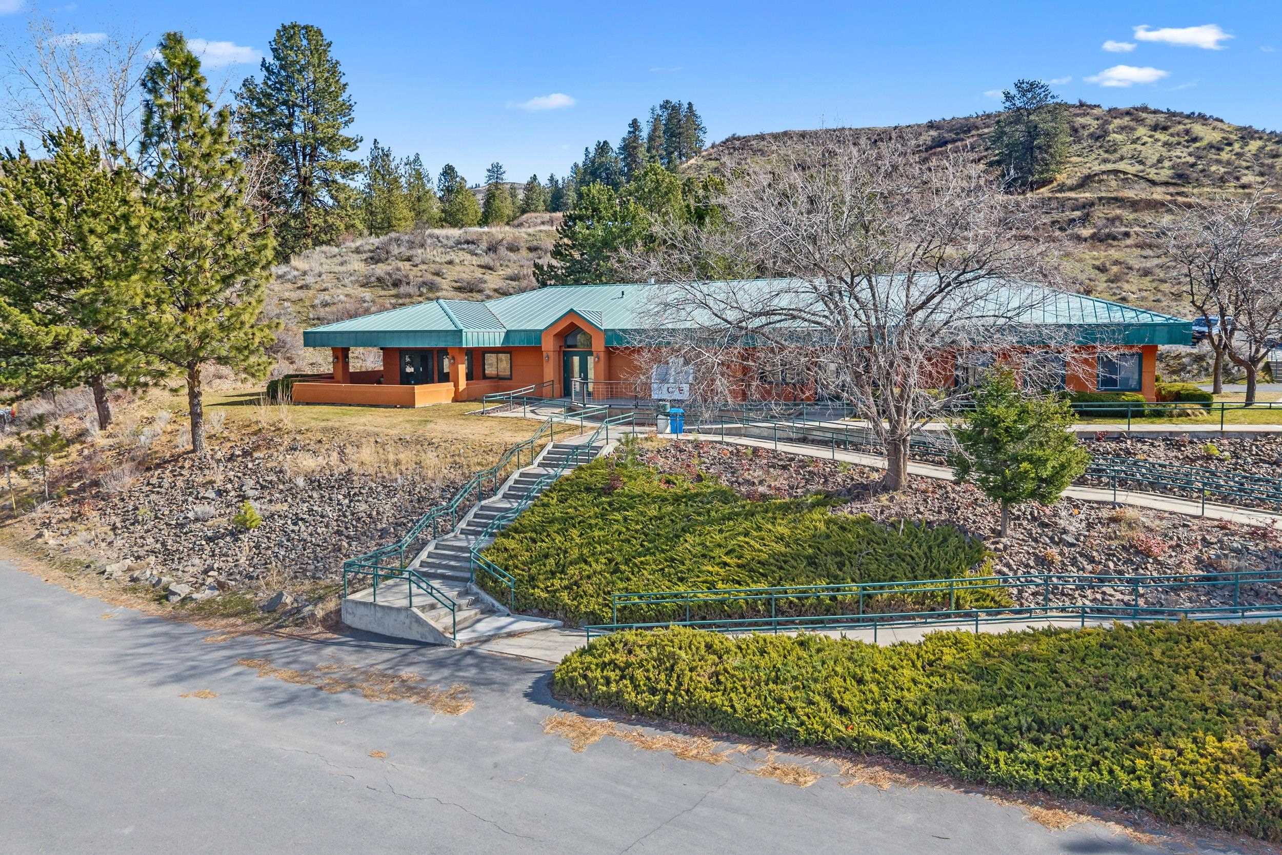 2325 Rainbow St - Photo 42