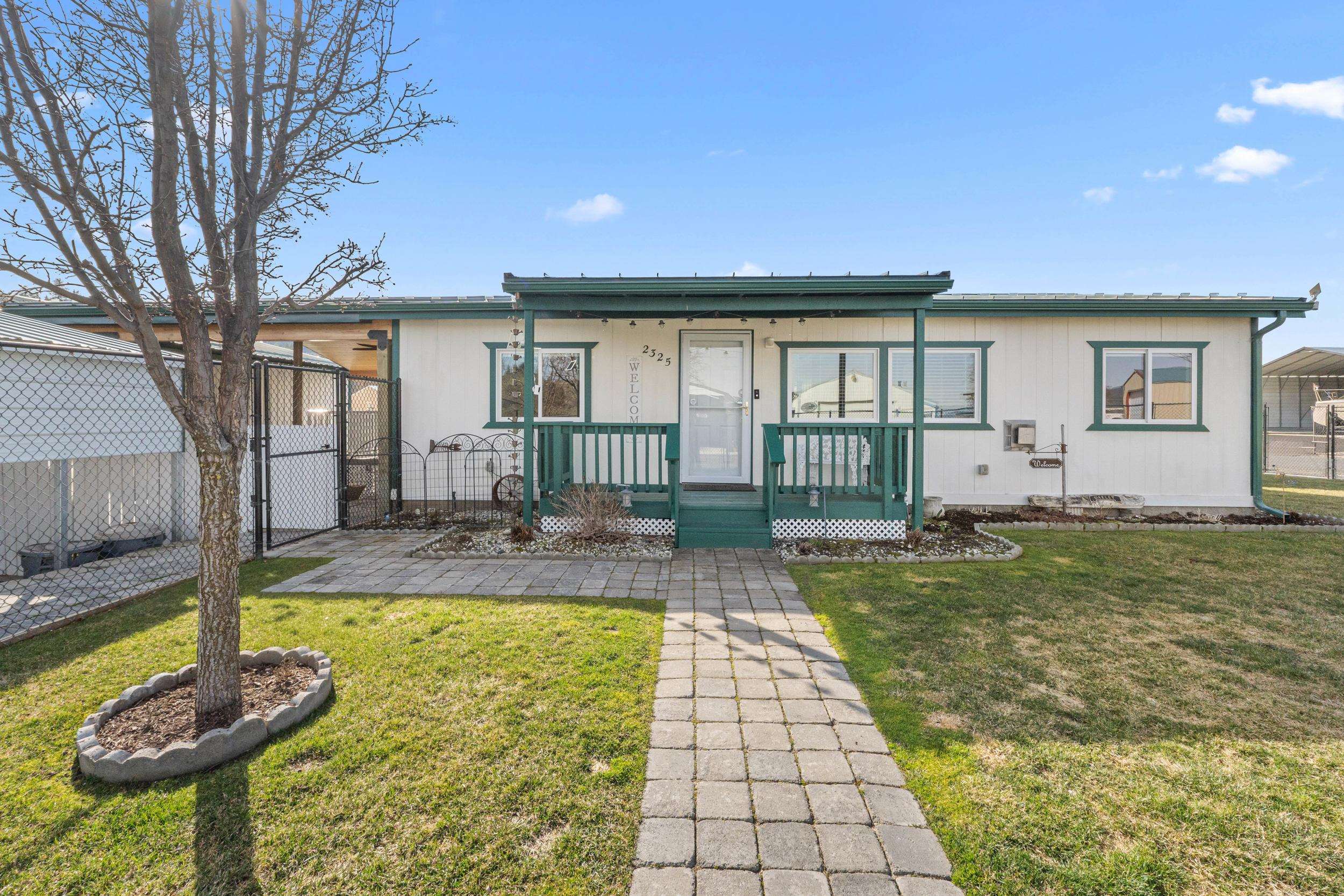 2325 Rainbow St - Photo 43
