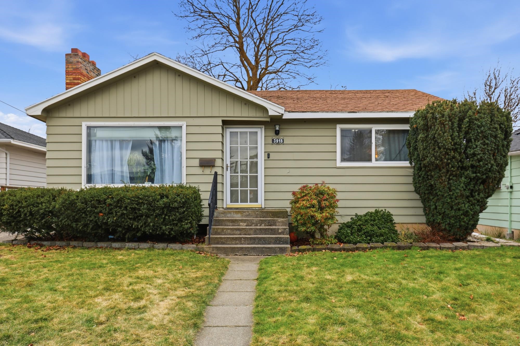 3918 E 24th Ave - Photo 1
