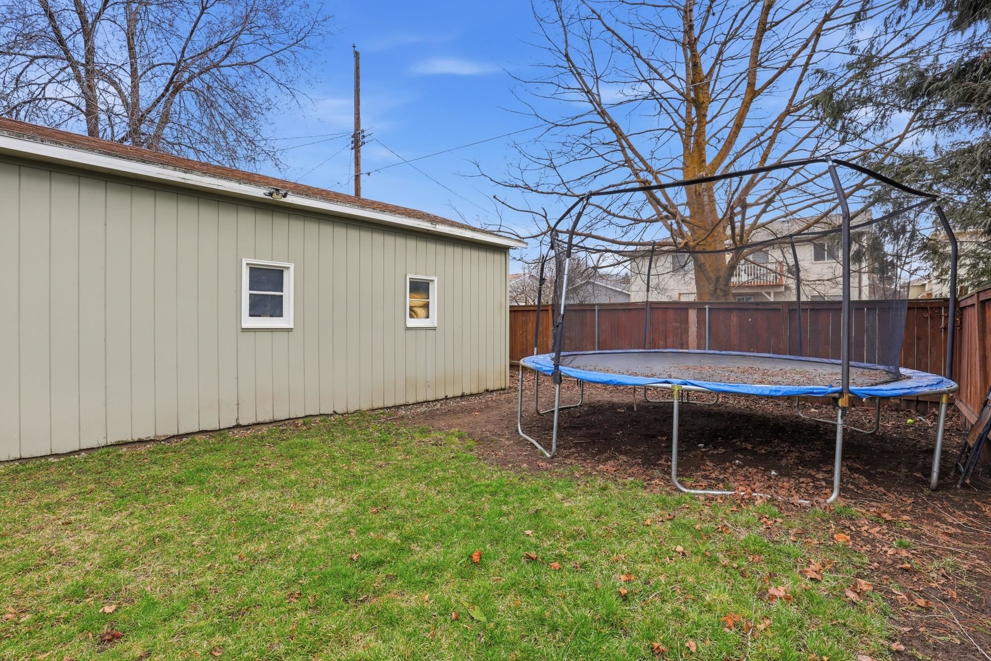 3918 E 24th Ave - Photo 27