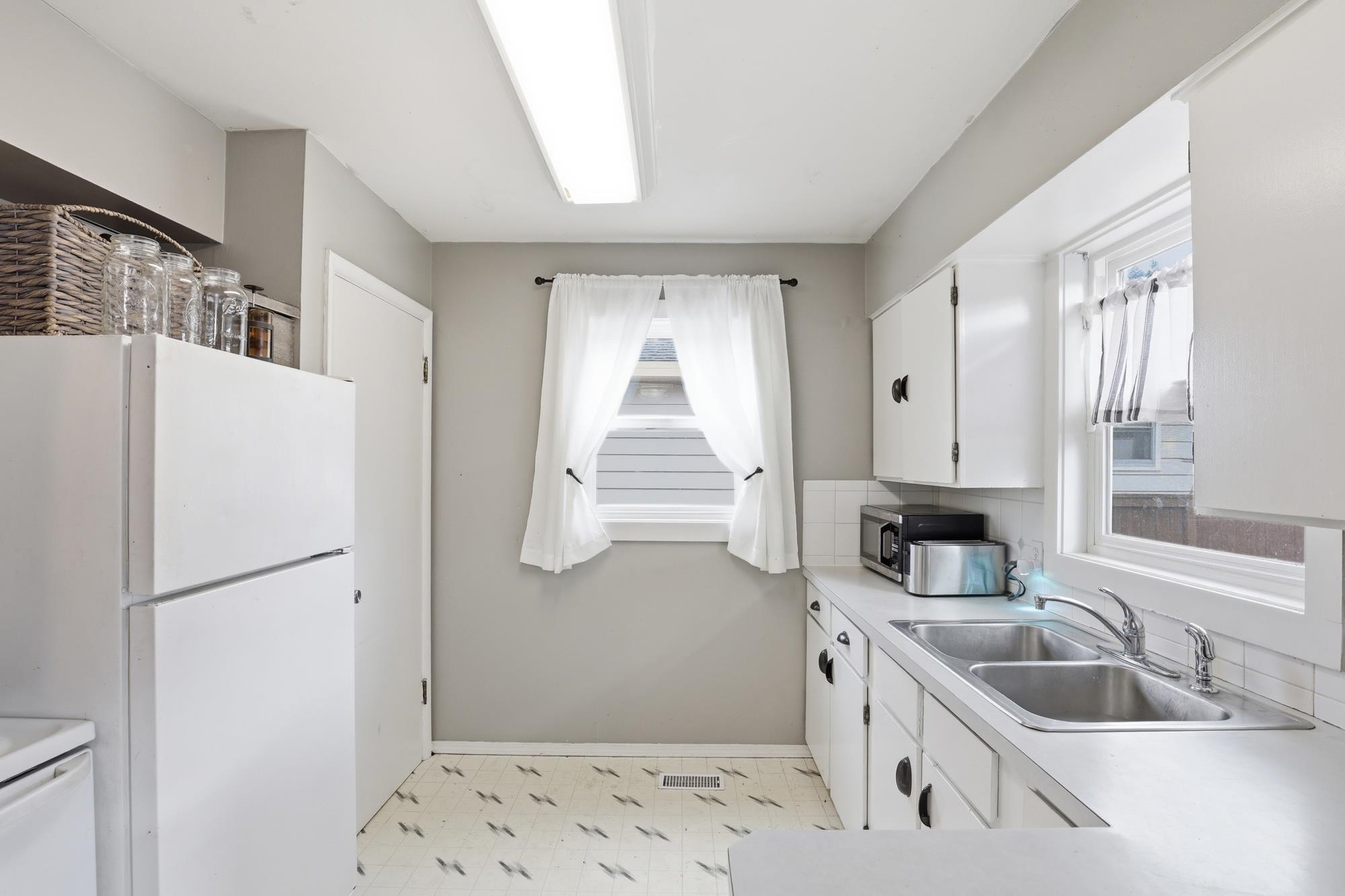 3918 E 24th Ave - Photo 9