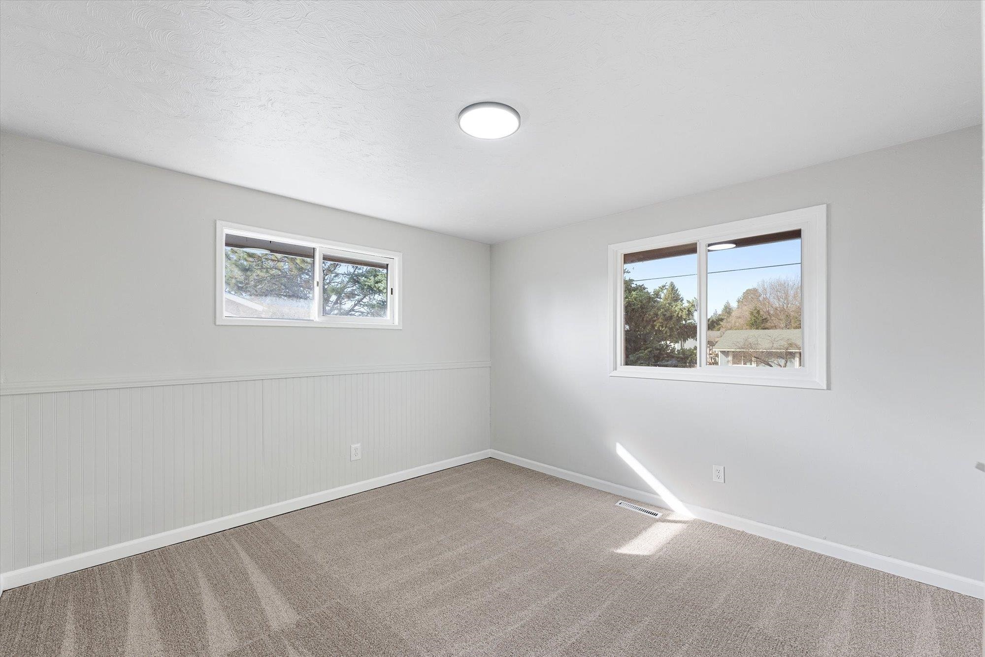 1711 S Evergreen Rd - Photo 8