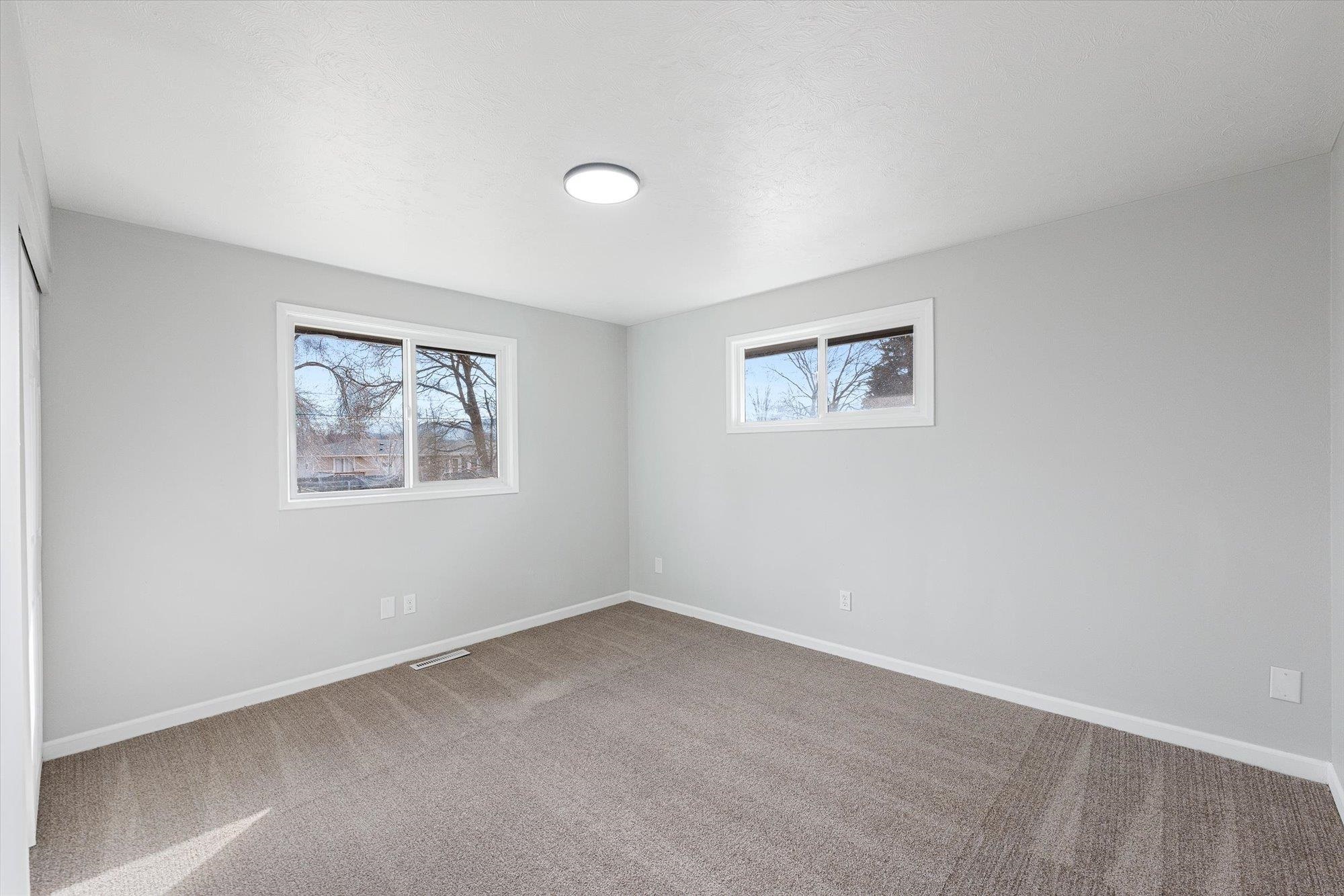 1711 S Evergreen Rd - Photo 10