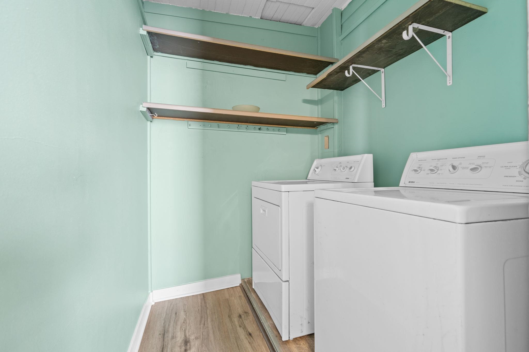 242 S Broadway St - Photo 17