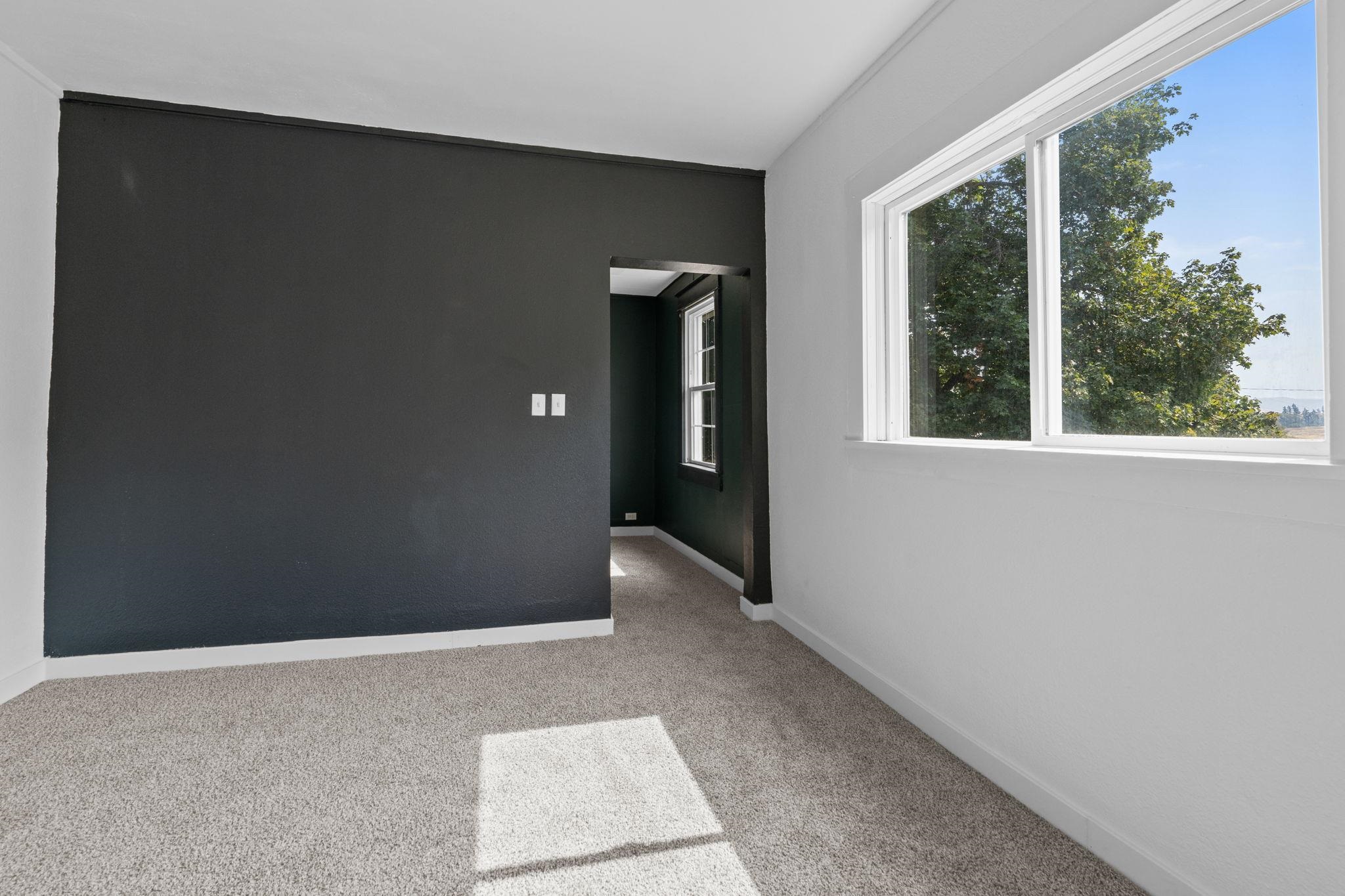 242 S Broadway St - Photo 20