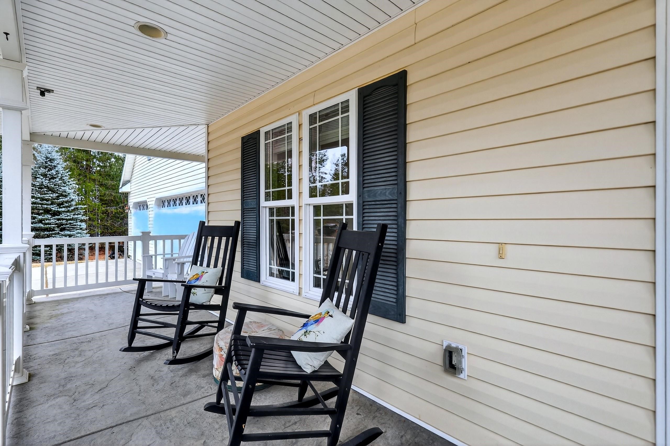 202 Glendale Dr - Photo 4