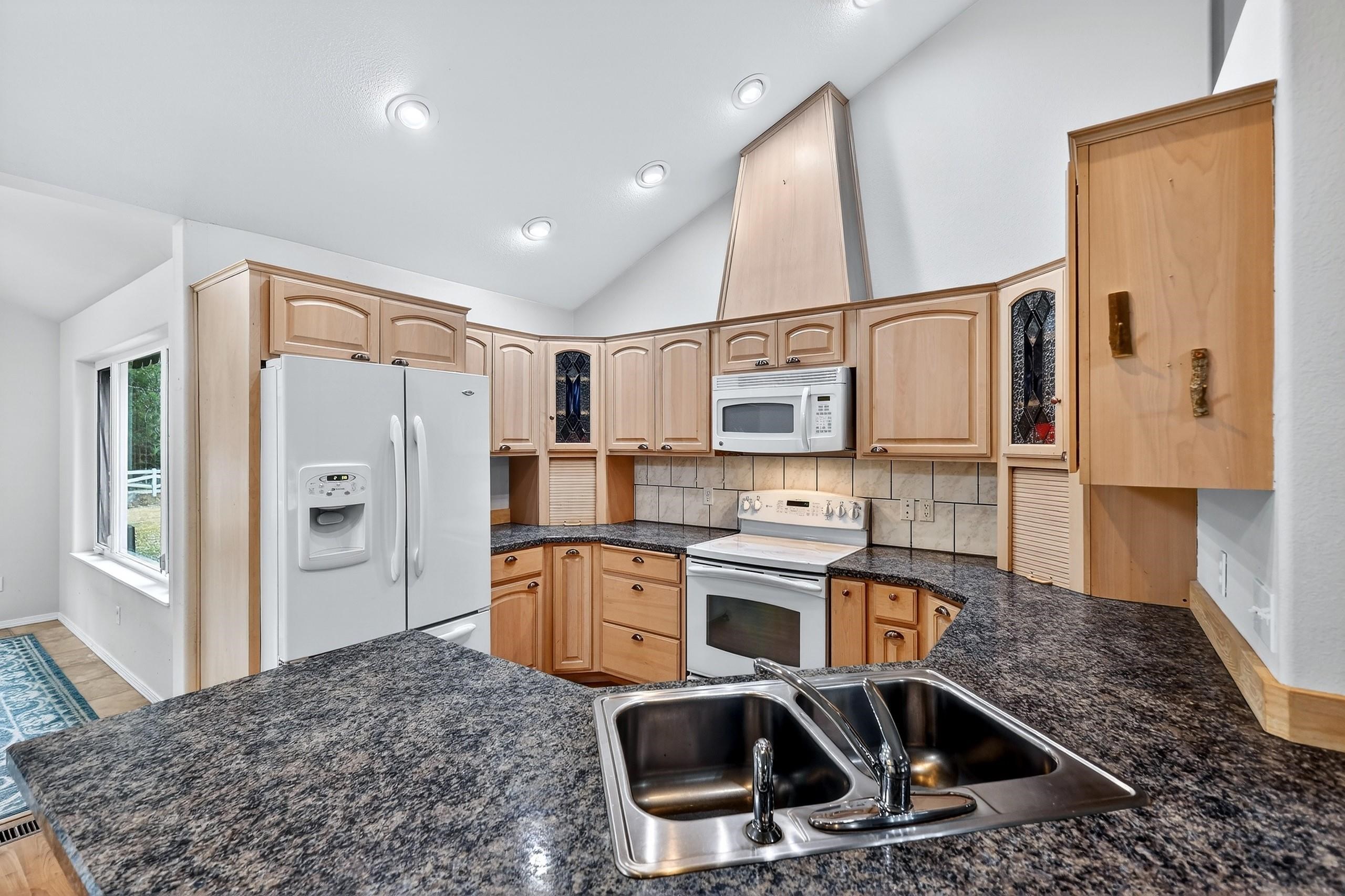 202 Glendale Dr - Photo 5