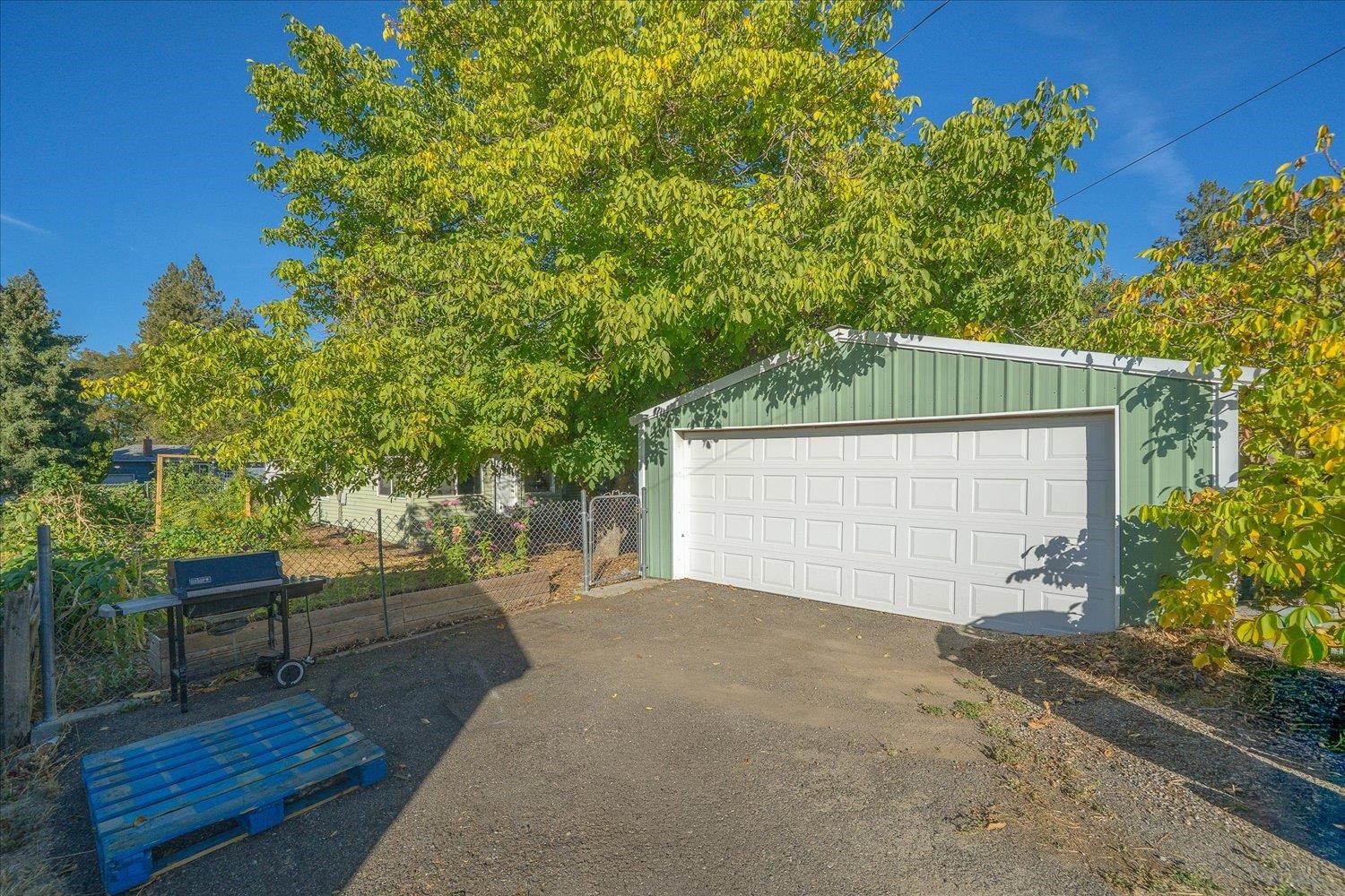 2914 E 34th Ave - Photo 42