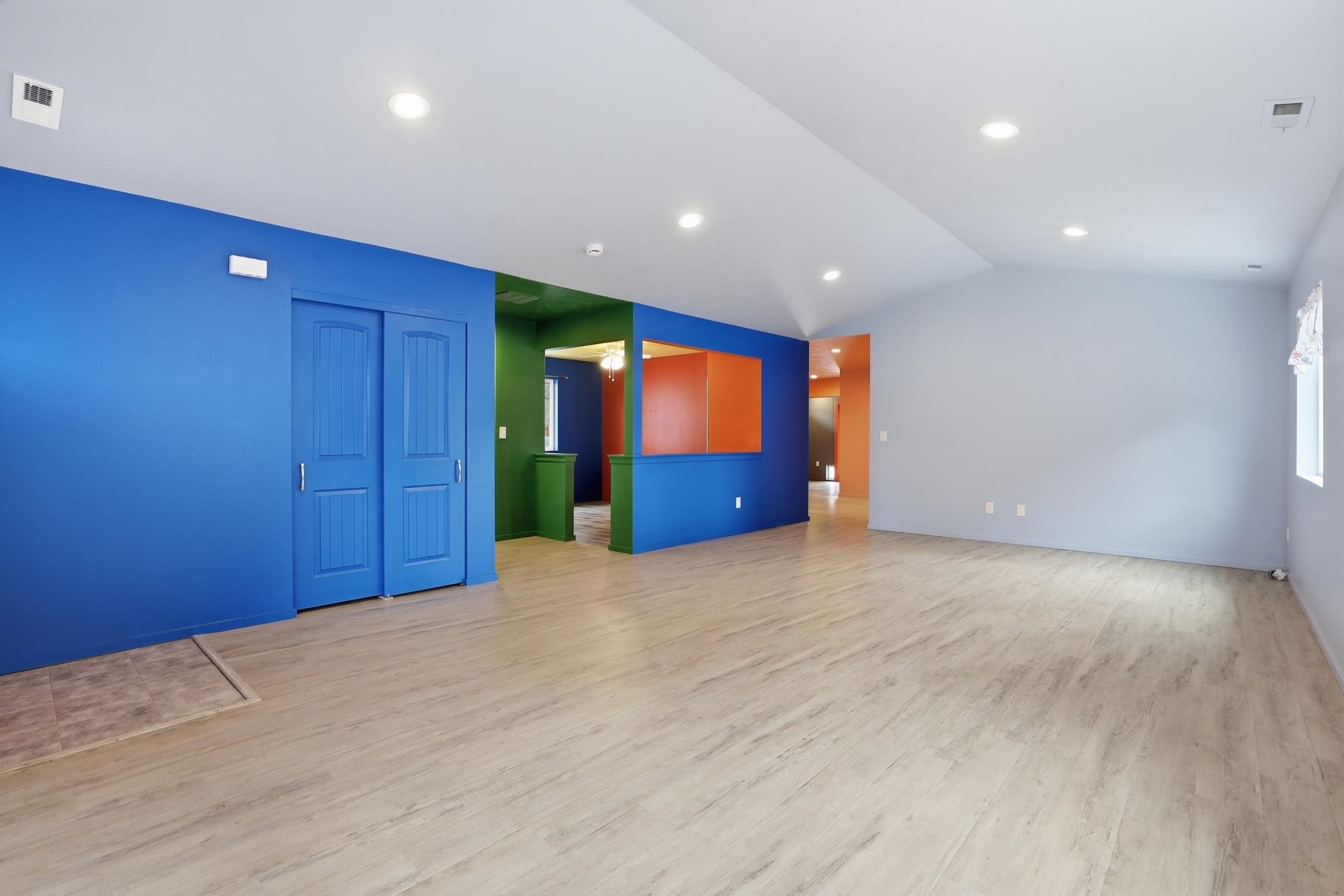 1023 W Montgomery Ave - Photo 5