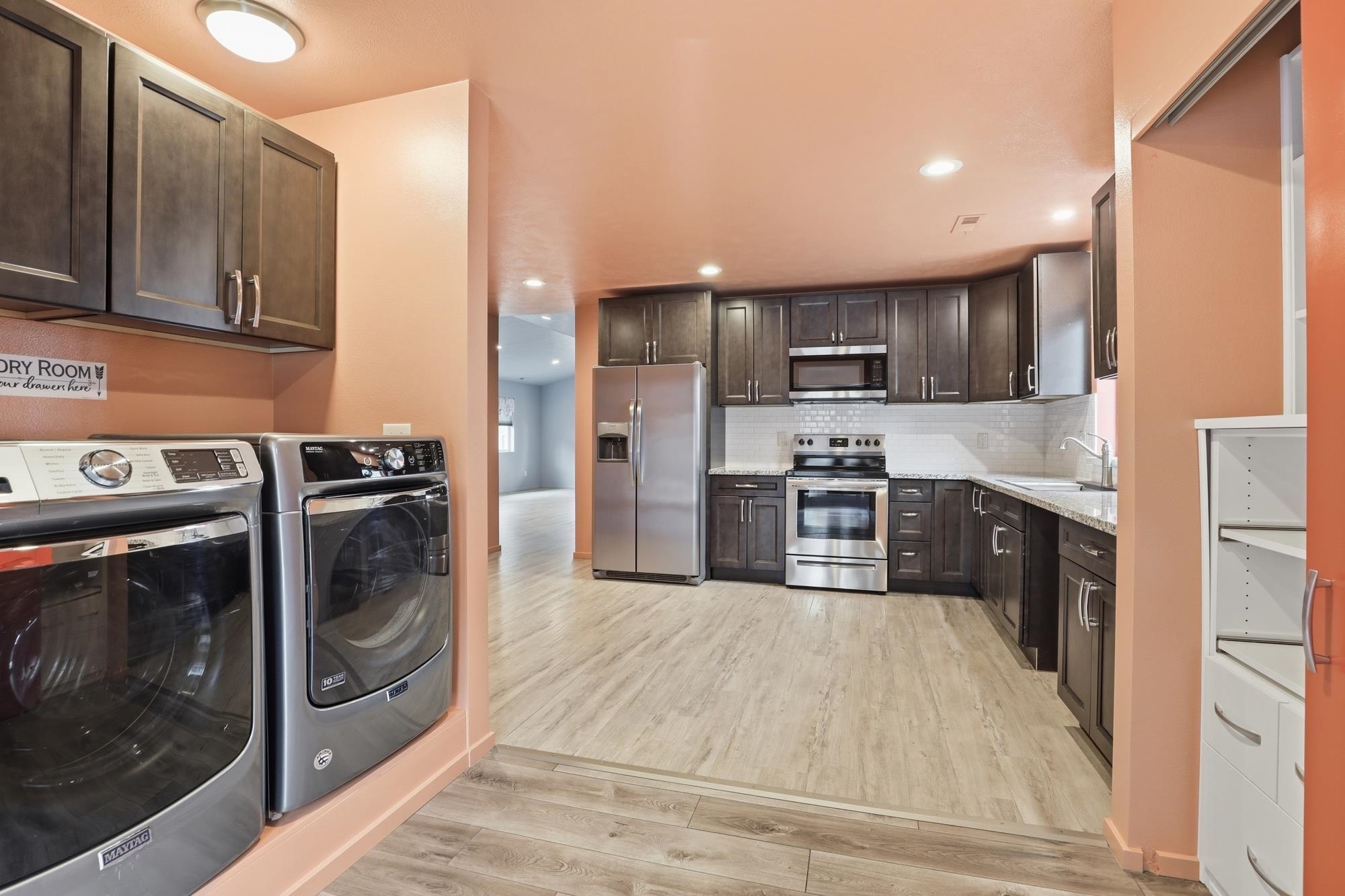 1023 W Montgomery Ave - Photo 9