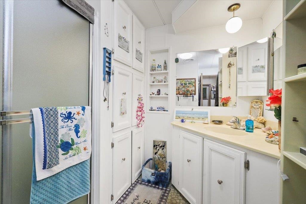 208 S Neyland Ave - Photo 13